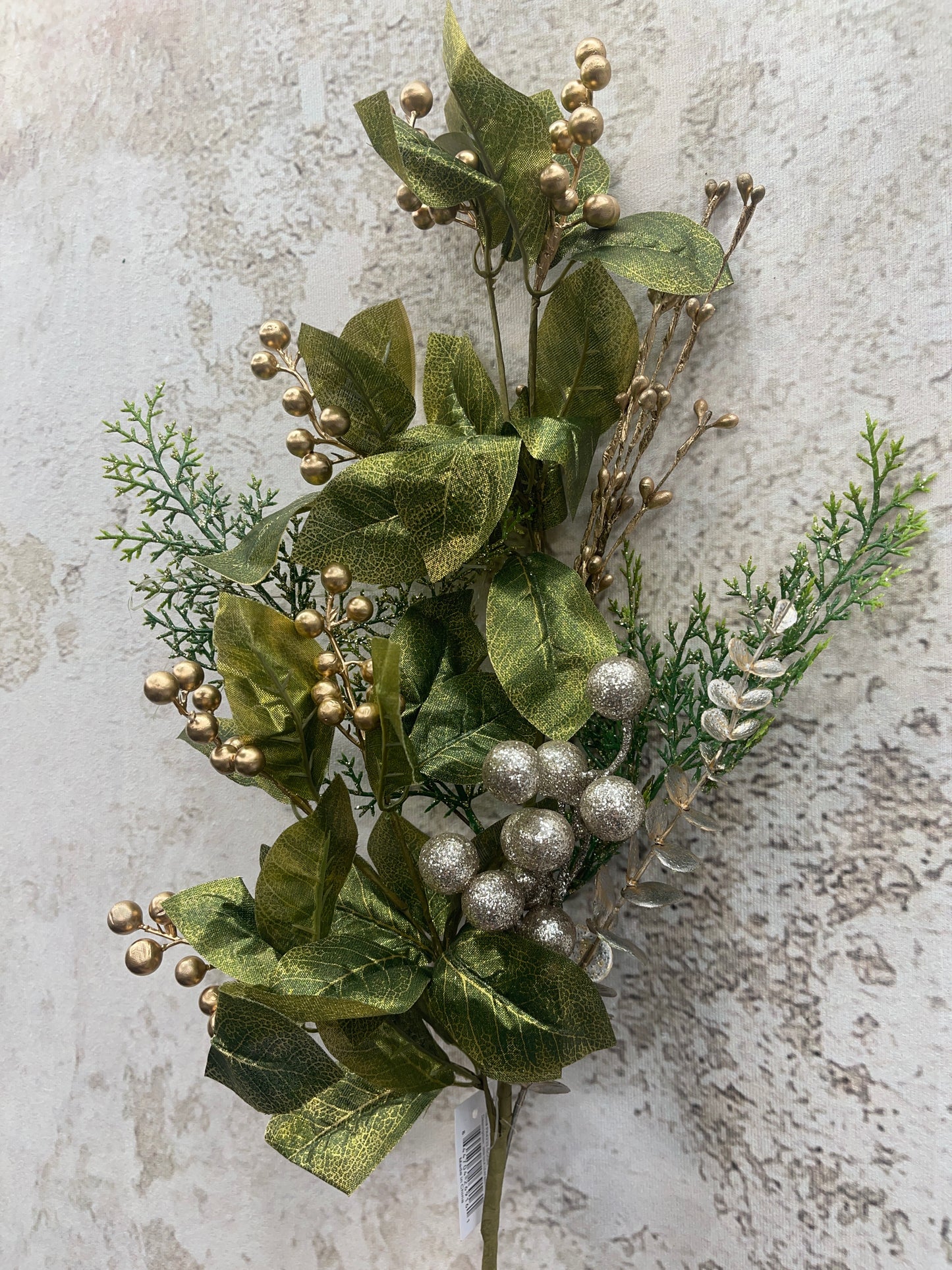SILK LEAF AND BERRY SPRAY PA4233 GOGN