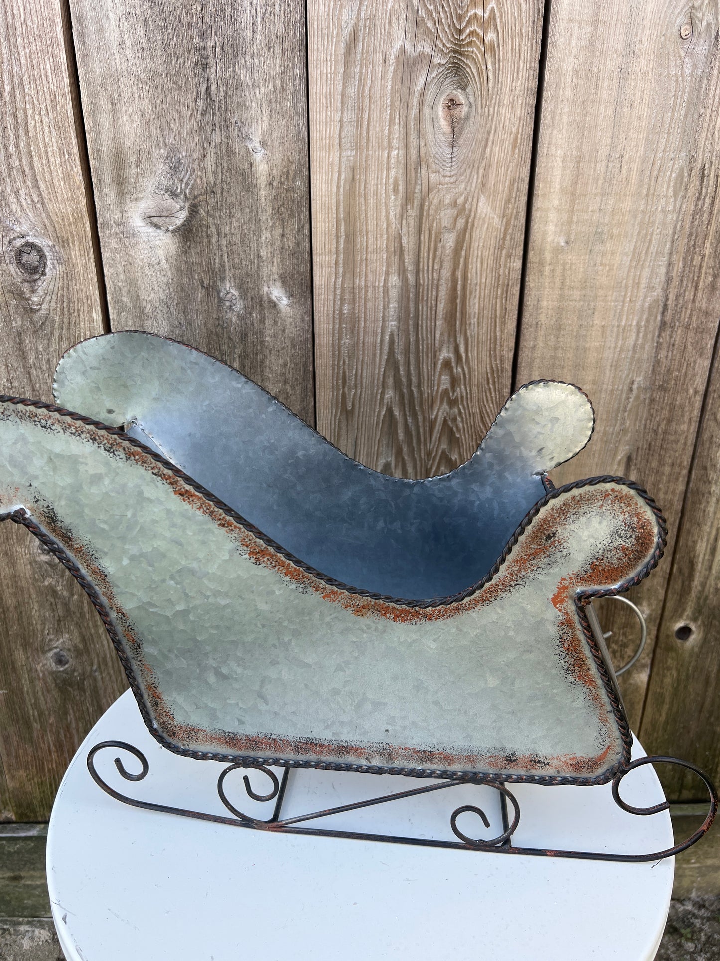 PLANTER LG TIN SLEIGH 9743087
