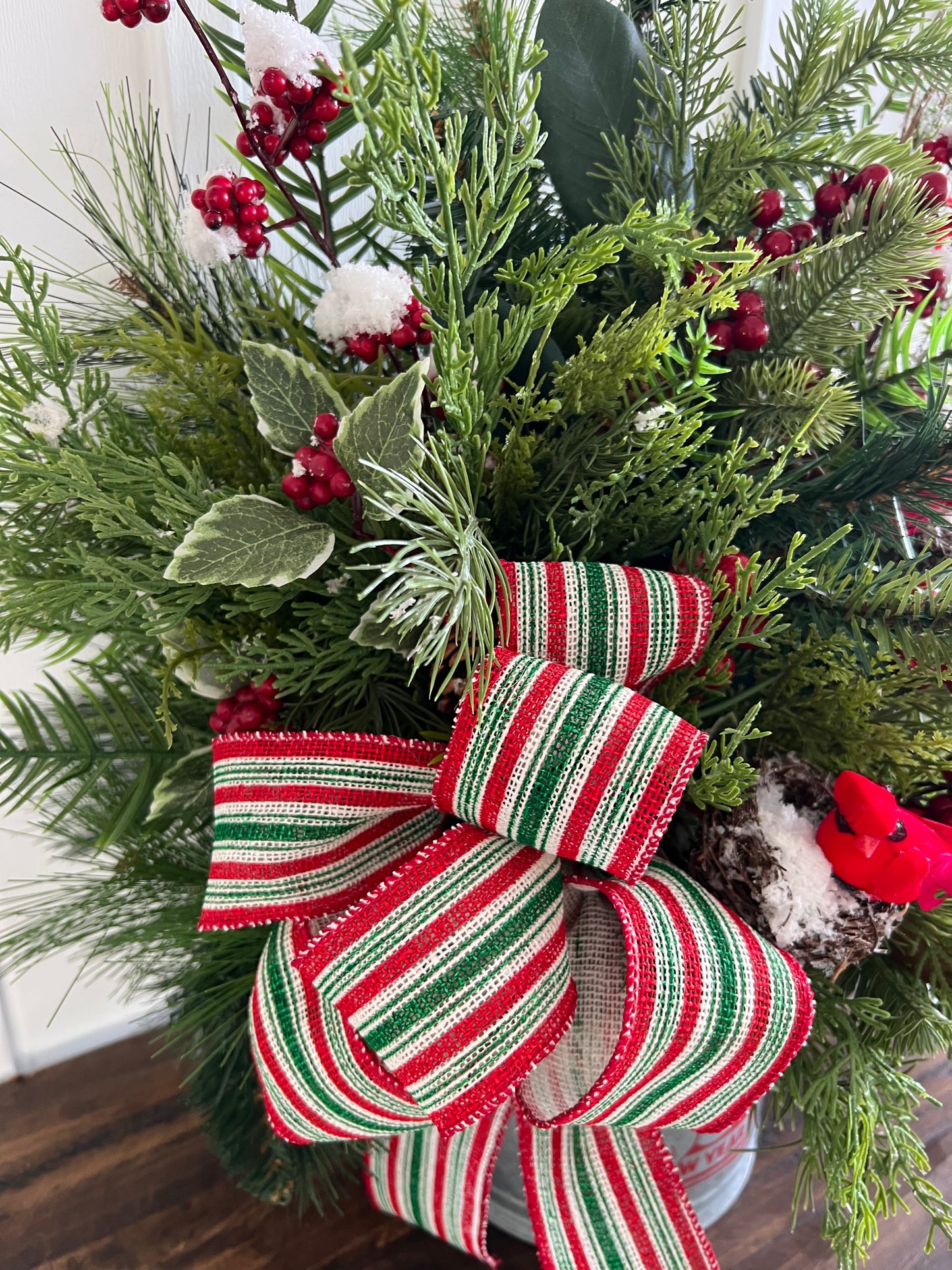 Cardinal centerpiece