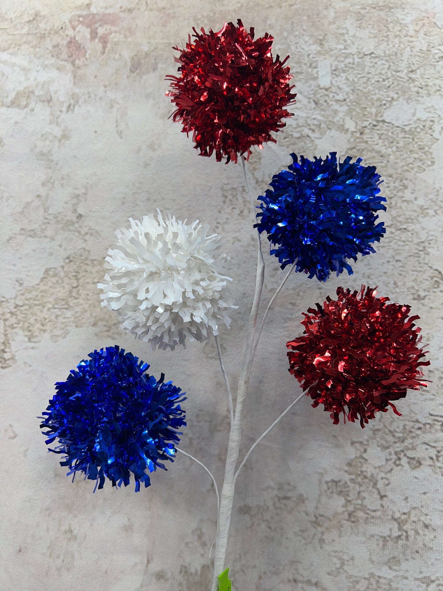Fuzzy Ball Spray 74252RWB