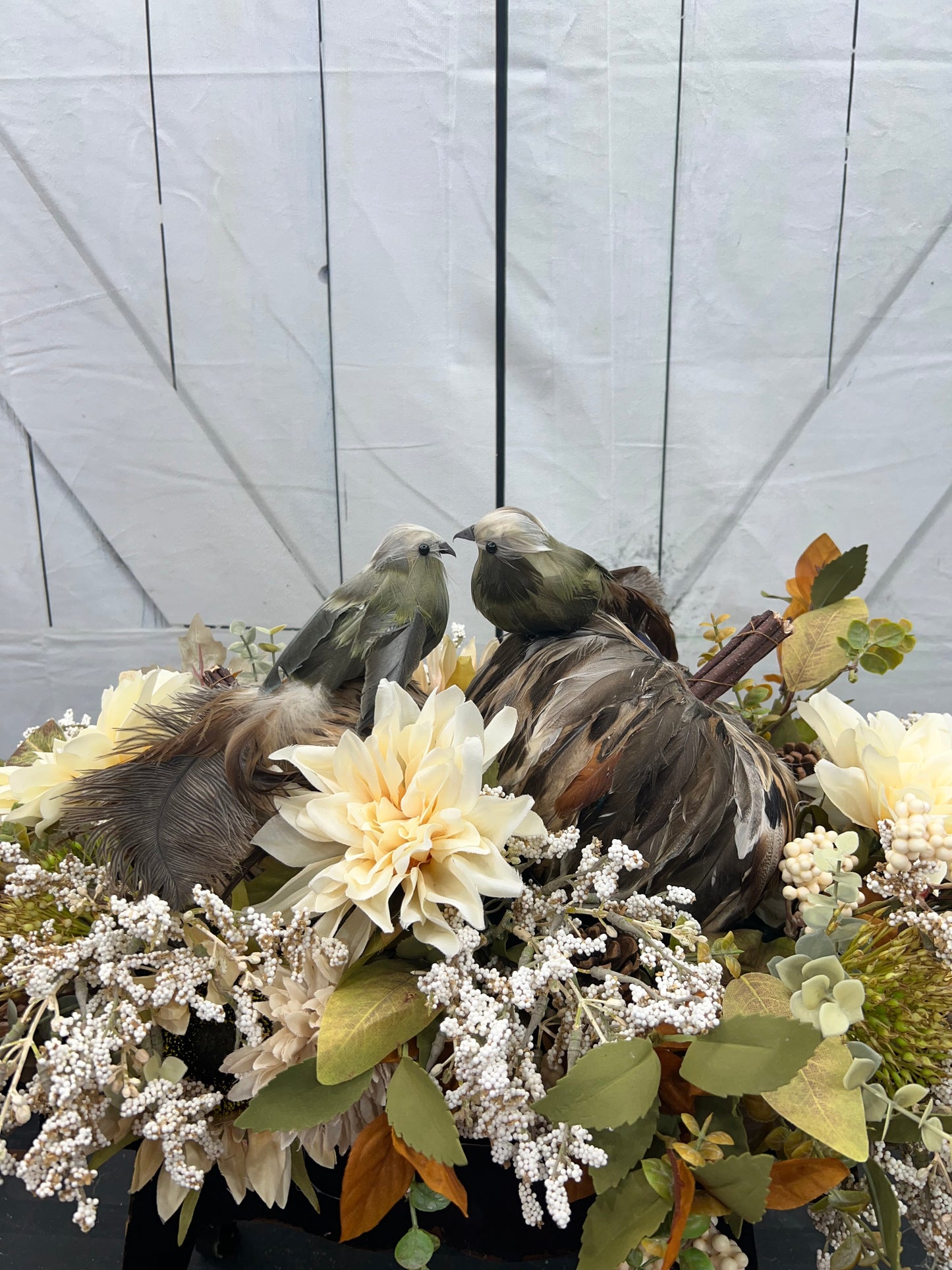 WOODSY FALL CENTERPIECE
