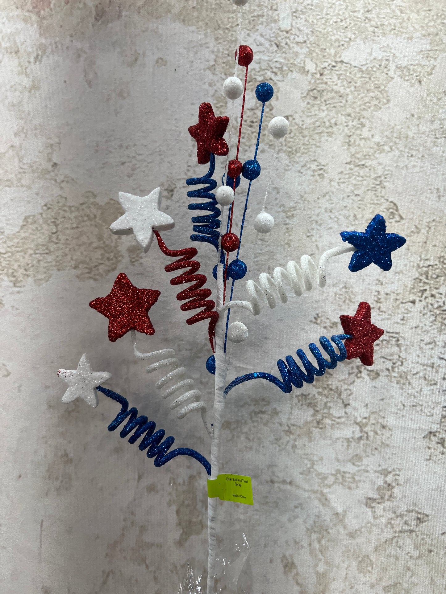 Star Ball And Twist Spray 74023RWB