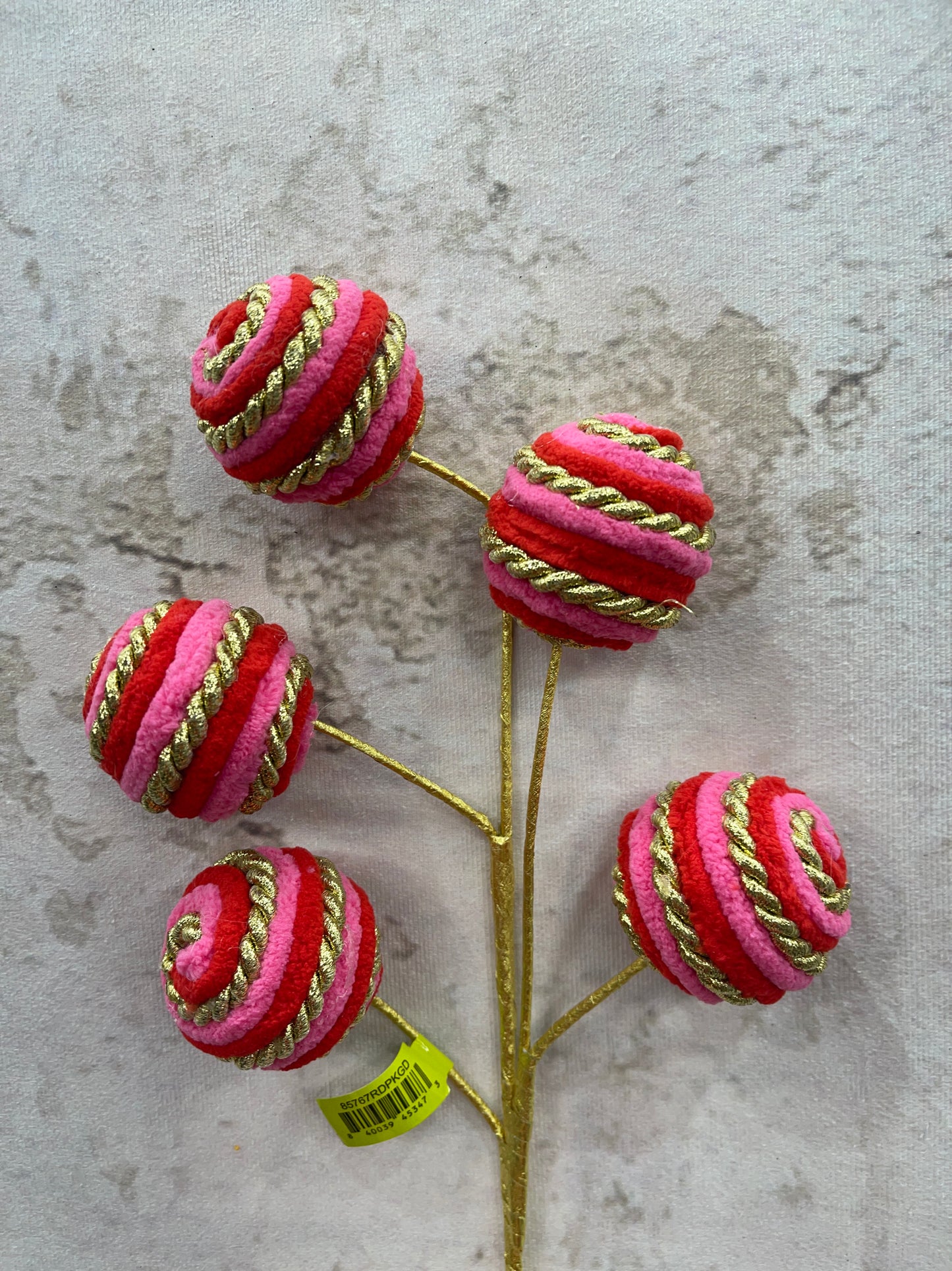 Twirl Ball Pick 85767RDPKGD