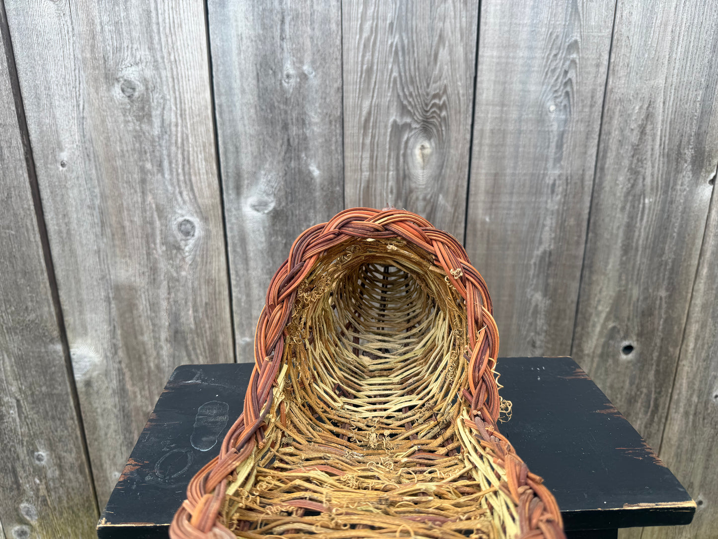 VINE CORNUCOPIA 39051