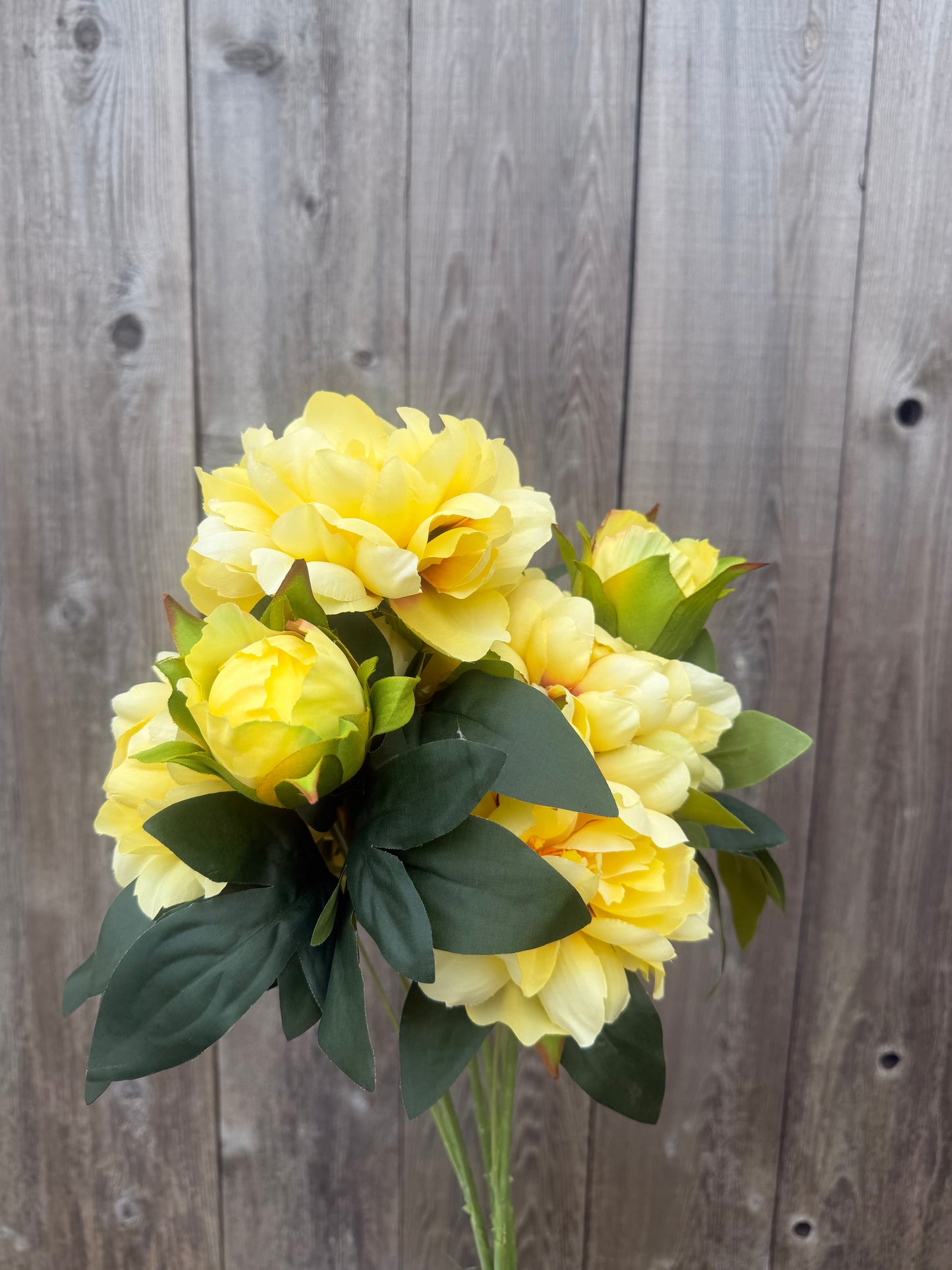22 IN PEONY BUSH 85571-YEL