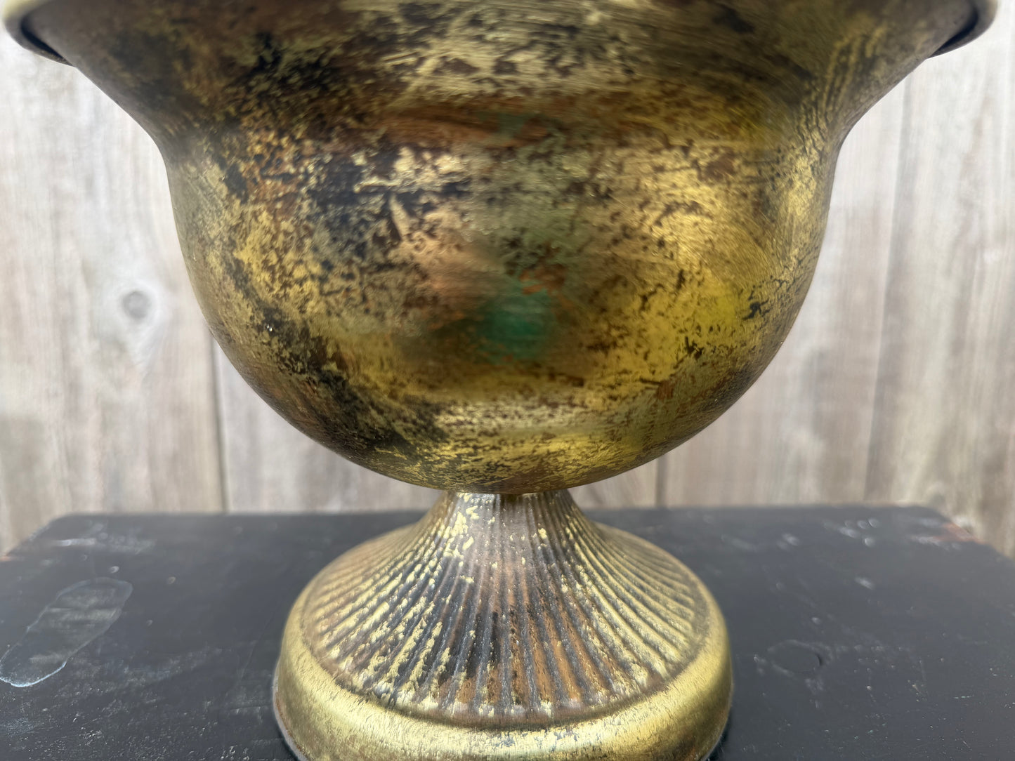 METAL URN GOLD/BLACK 8980GD