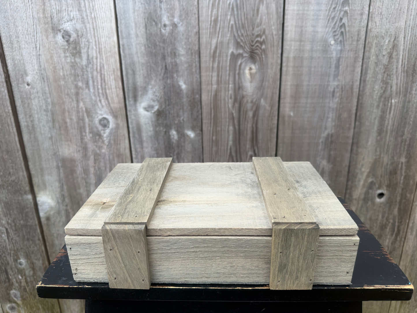 WOODEN CHEST BROWN 1370-BR