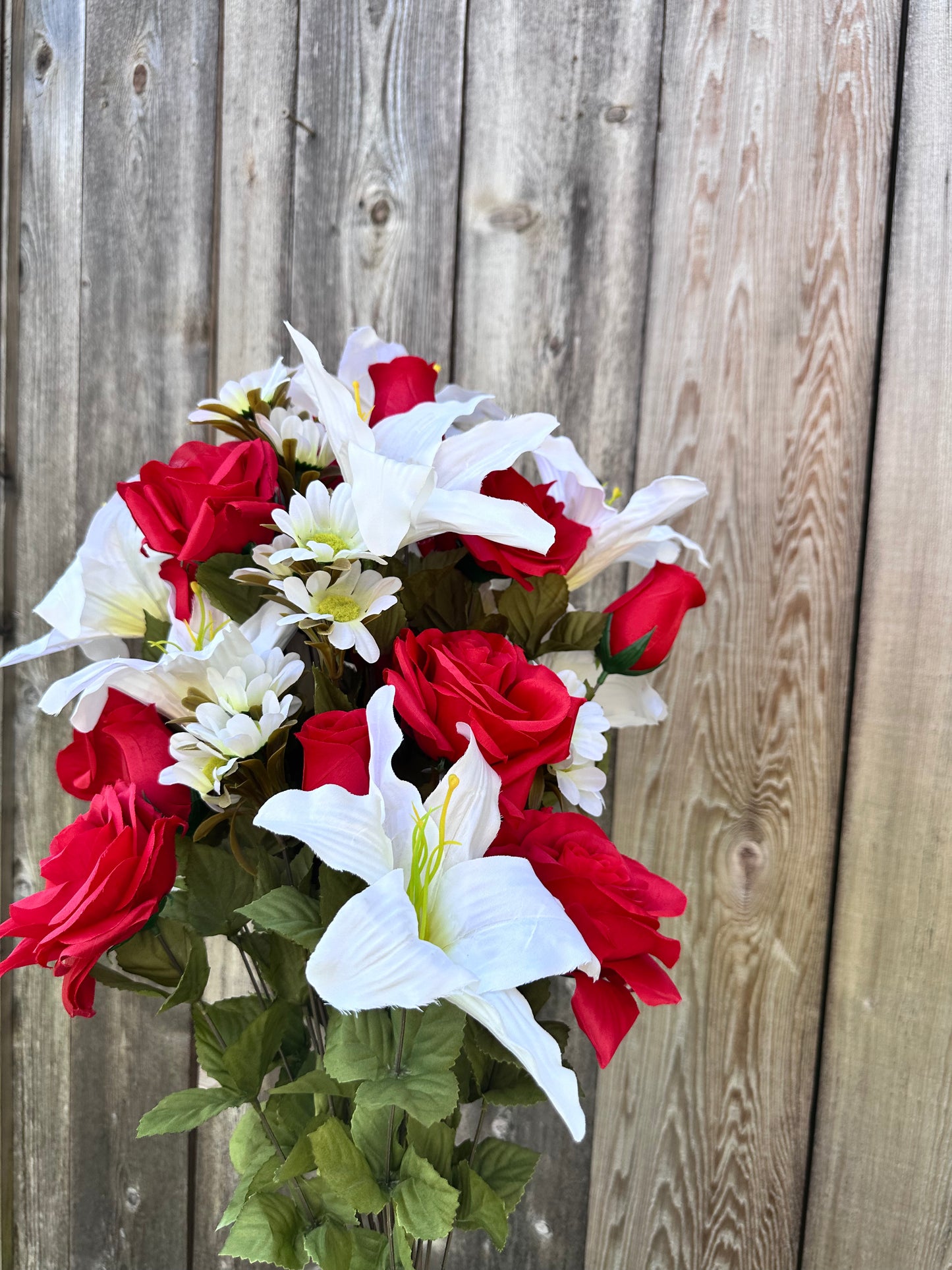 Lily Rose Mixed Bush 80802-RDWT