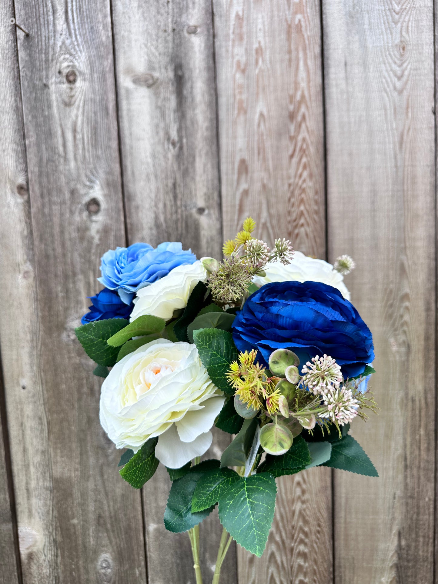 RANUNUCULUS BUSH 84893-CRBL