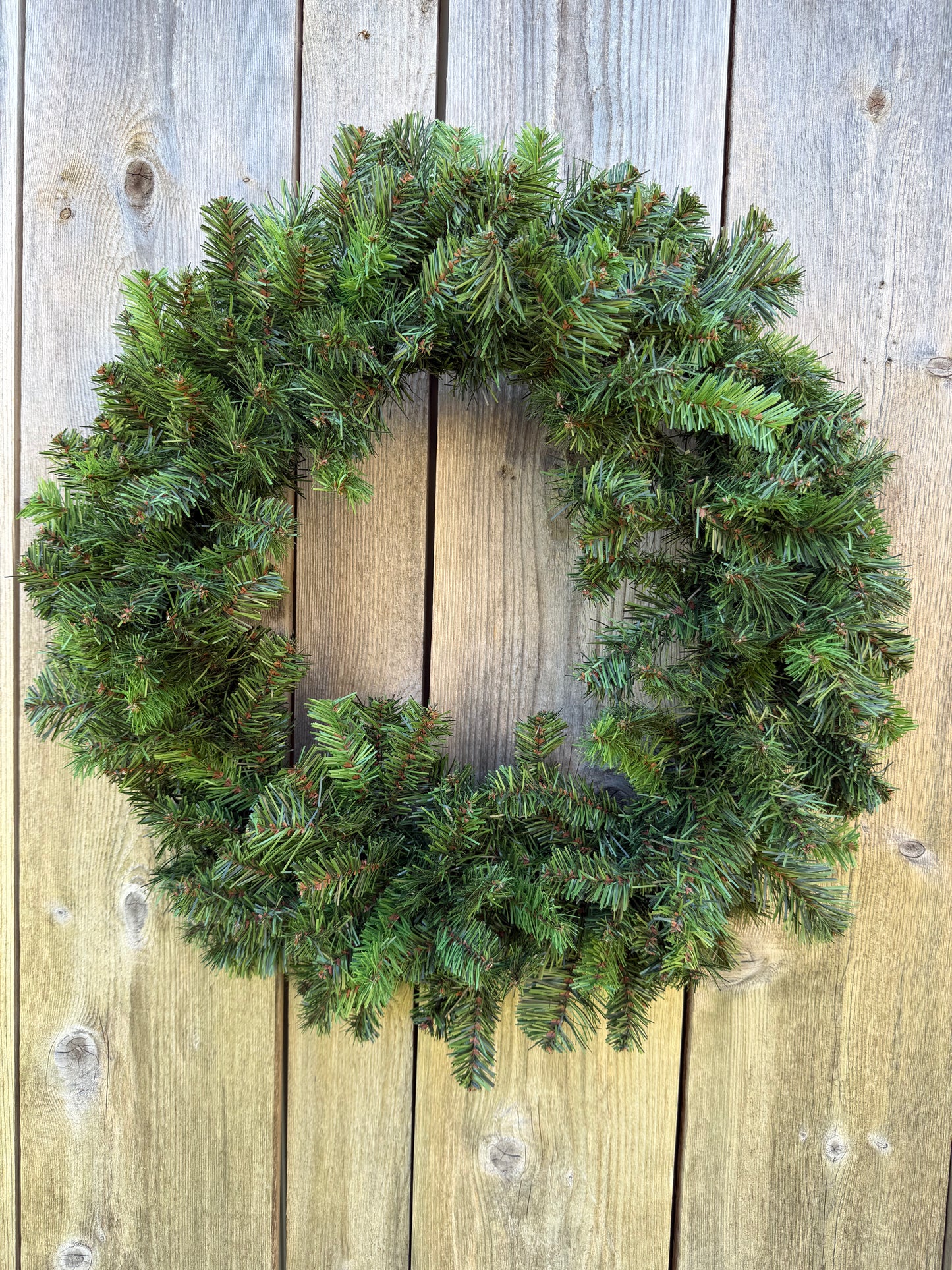 EVERGREEN WREATH BASE 24"