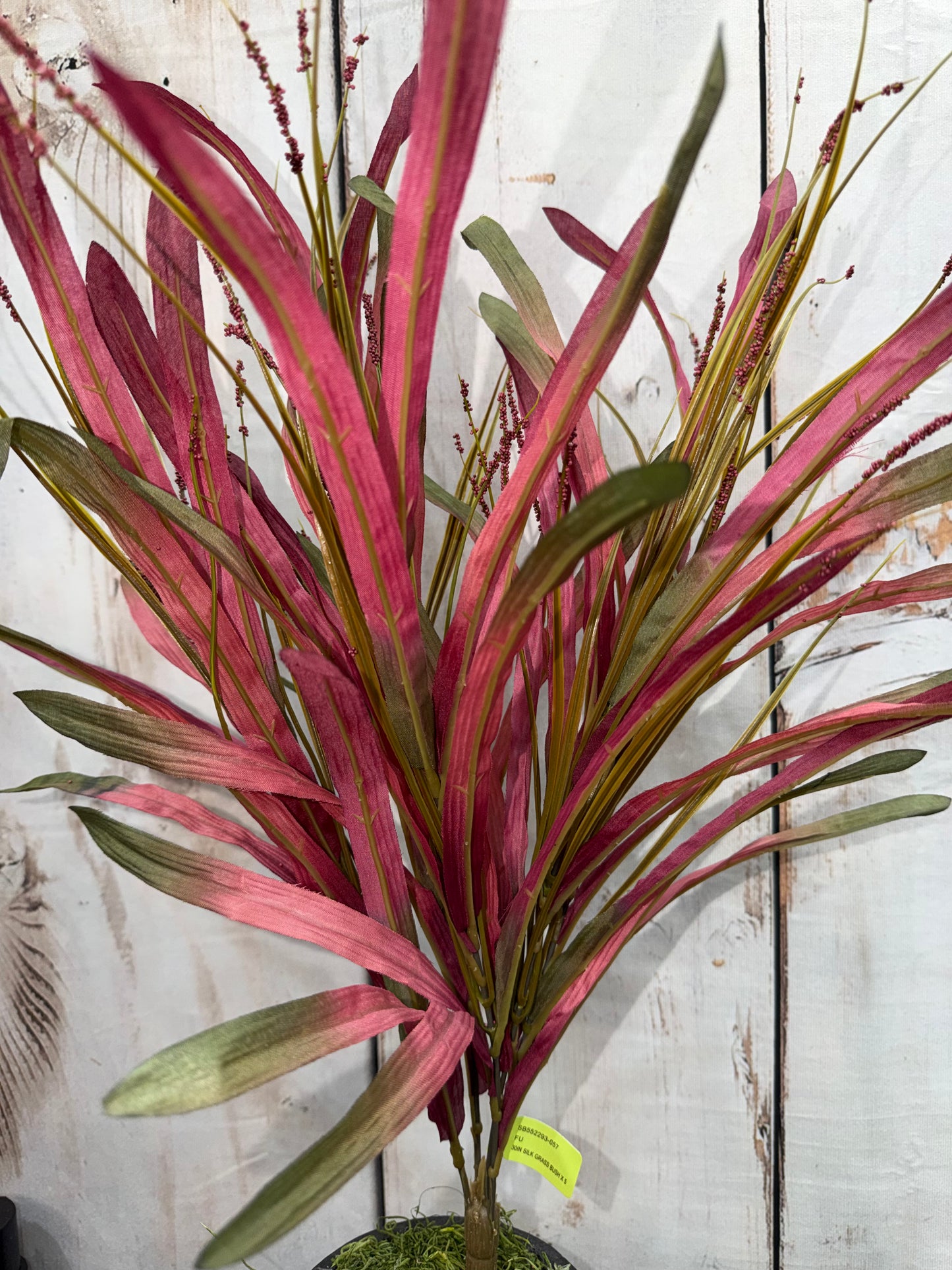 Silk Grass Bush SB552293-057