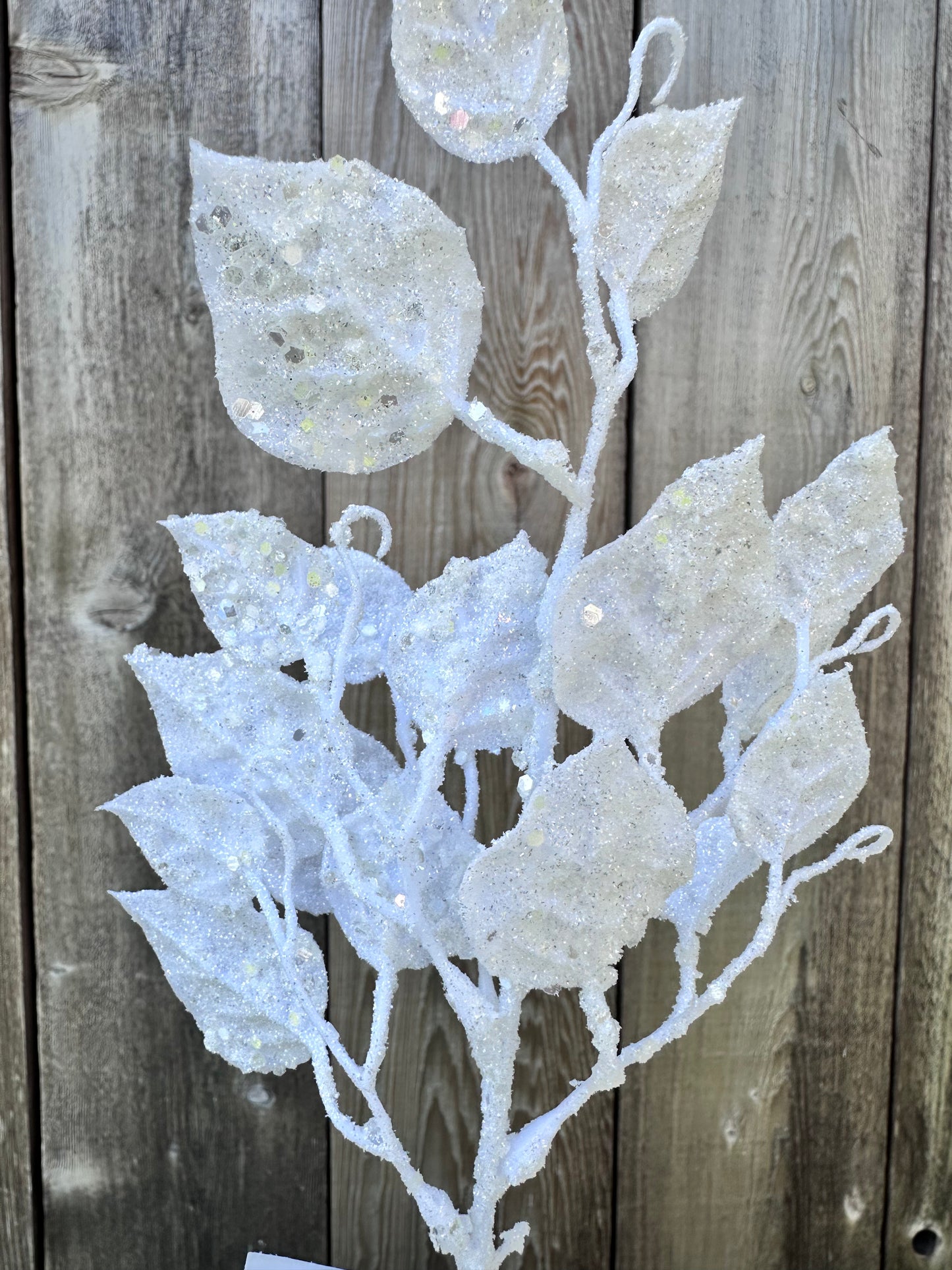 Glitter Leaf Pick WHITE XP55874-003