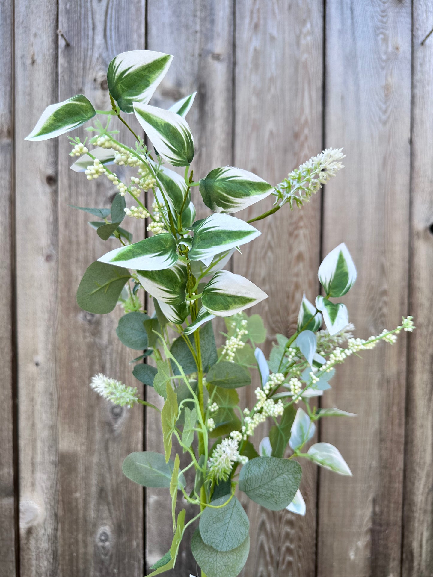 MIXED EUCALYPTUS BERRY 62868