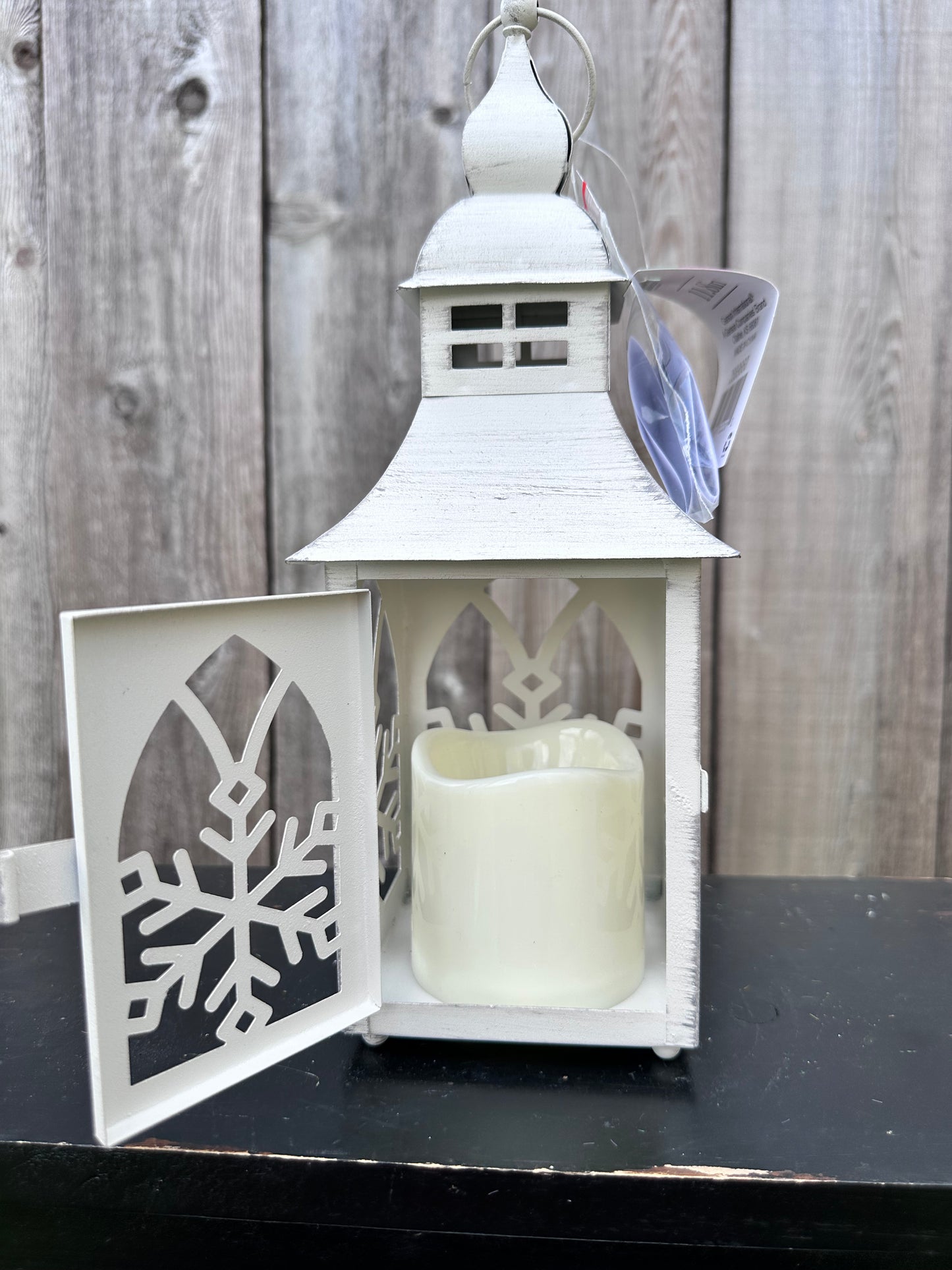 LIGHTED HOLIDAY LANTERN METAL 2689660