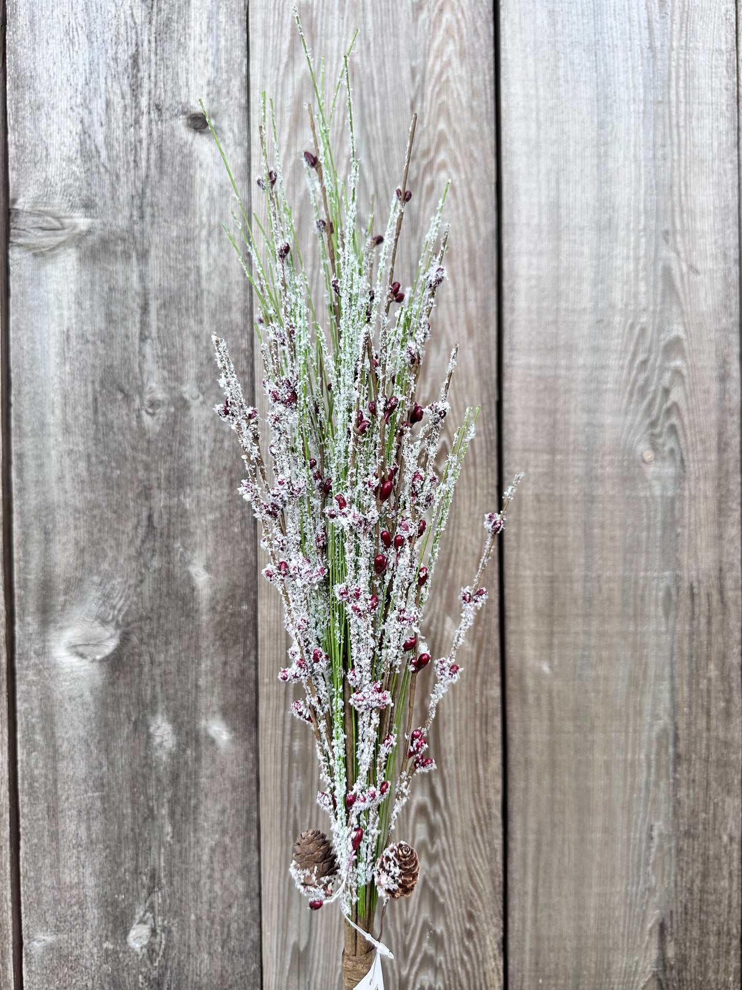 ICED PINE PIP BERRYY BUSH 64362