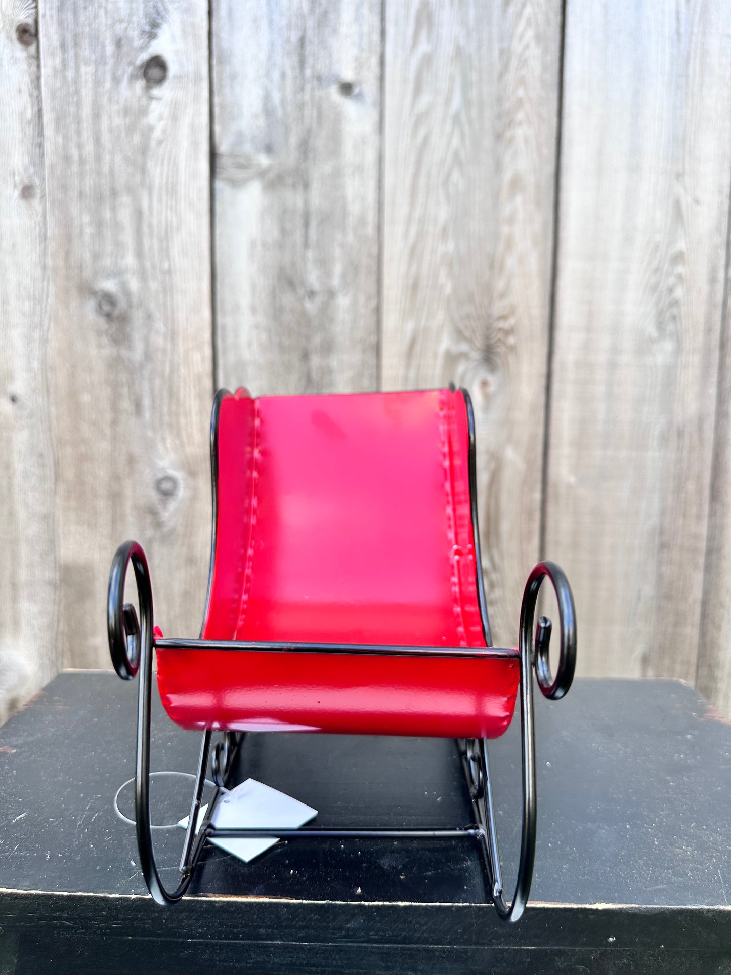 Vintage red metal sleigh w.Merry Christmas- M32610