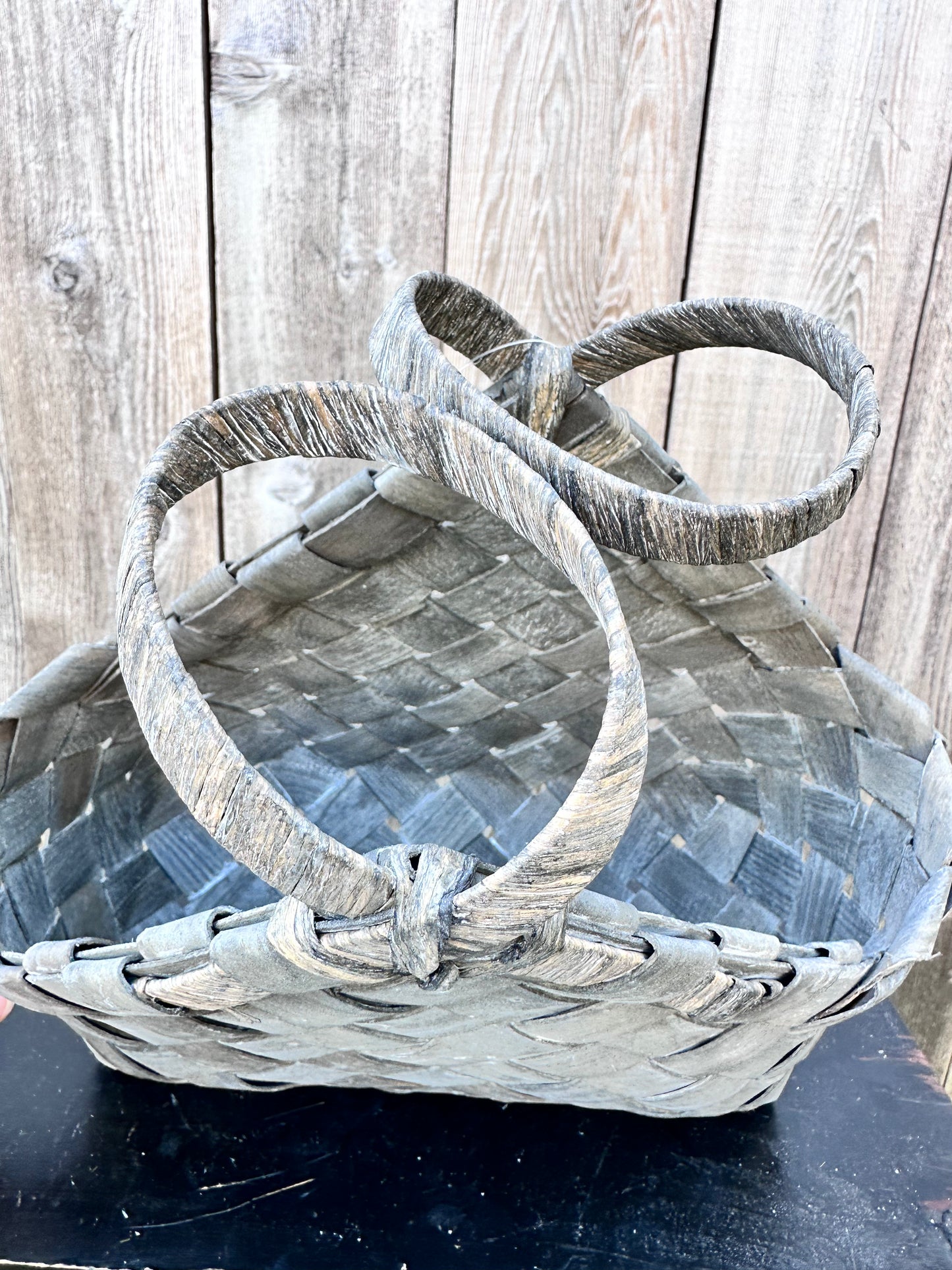 Woven Basket w.Loop Handle M10706