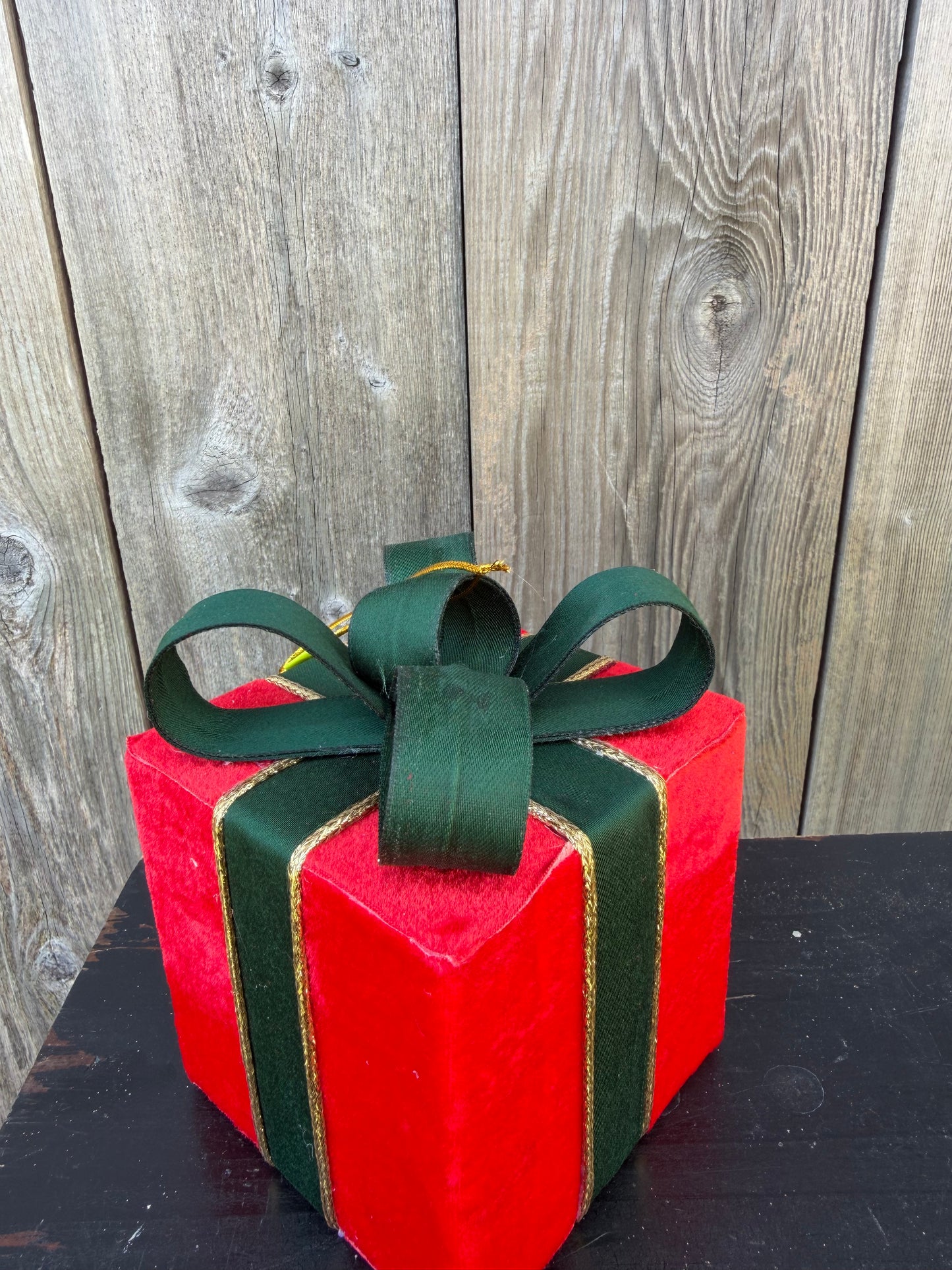 Decor Velvet Gift Box Small 86700RDGN