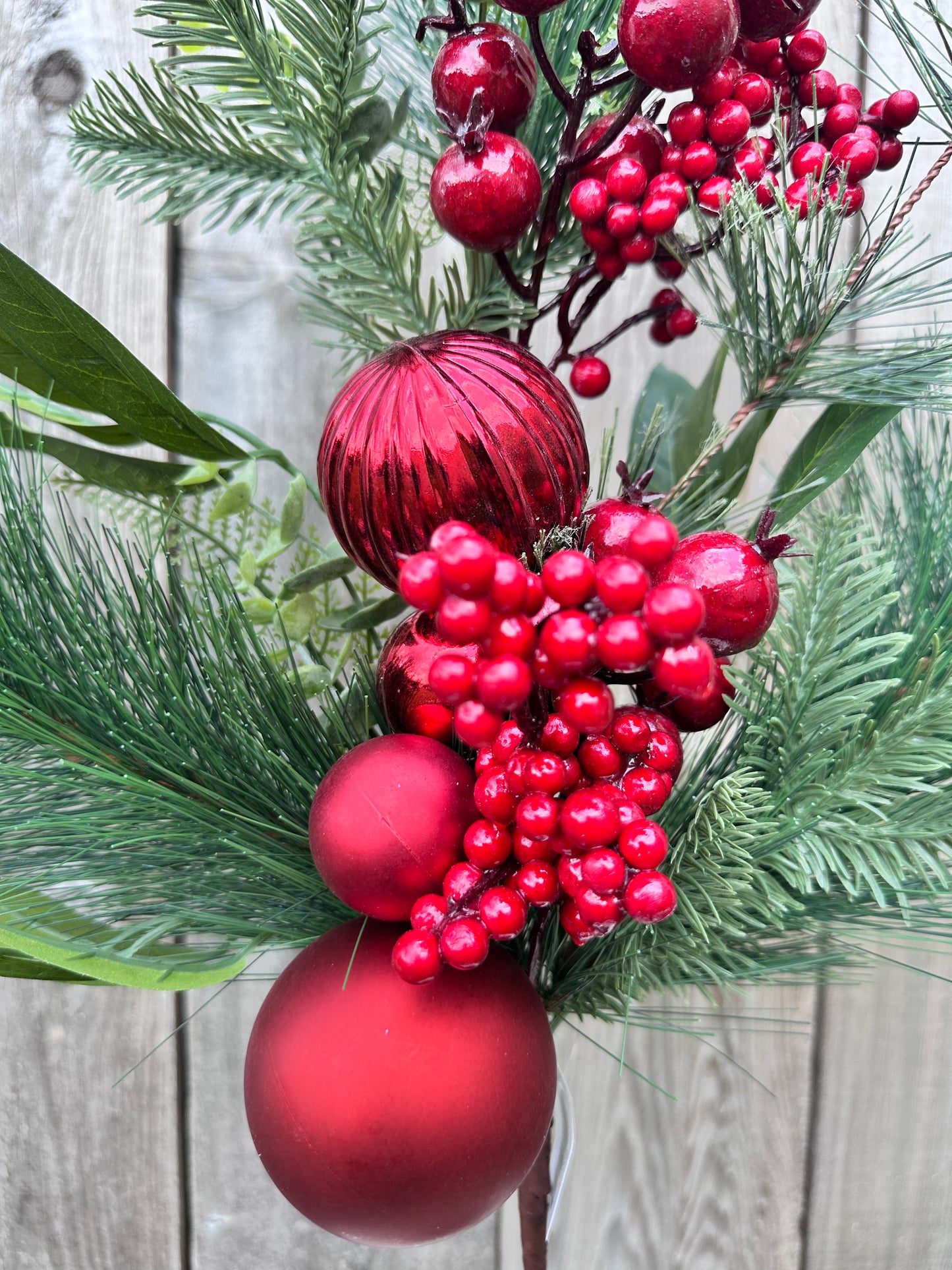 MIXED PINE BALL BERRY 85315