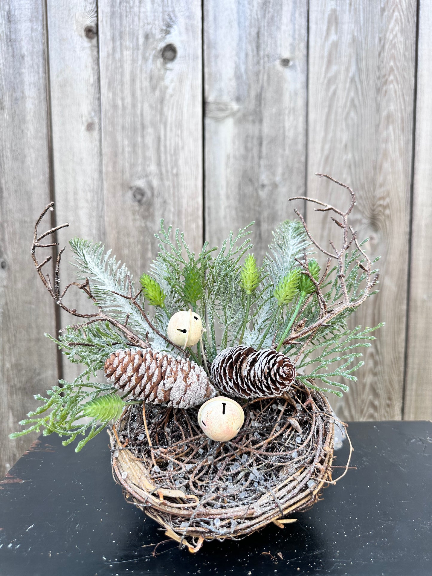 8" VINE BIRD NEST WITH JINGLE BELLS 2744400