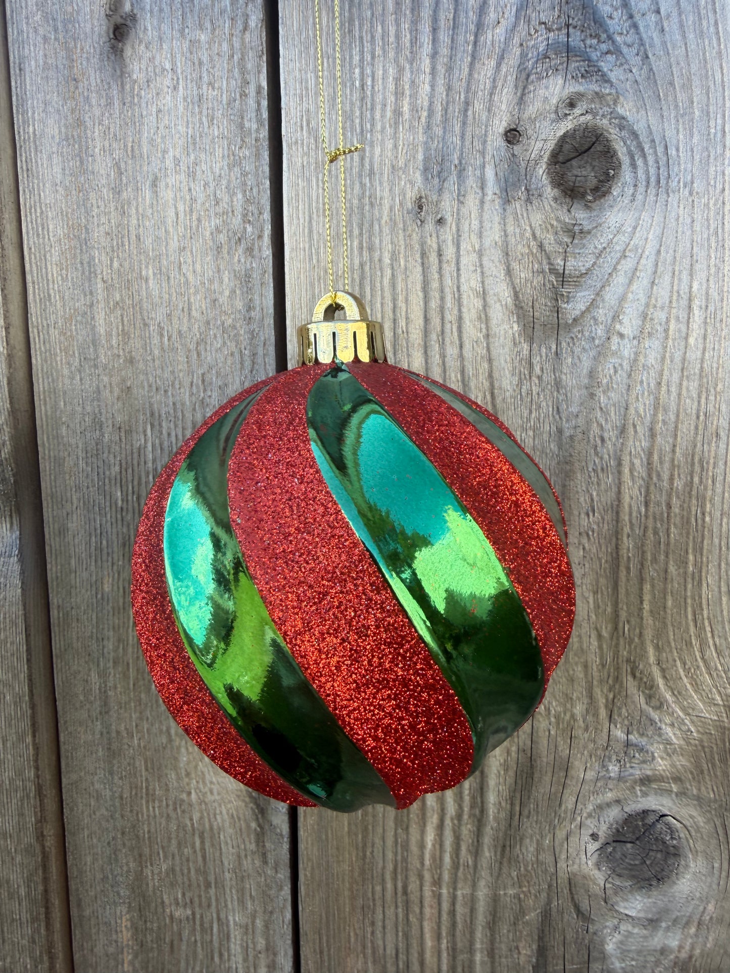 5in Swirl Ball Ornament XO552727-184