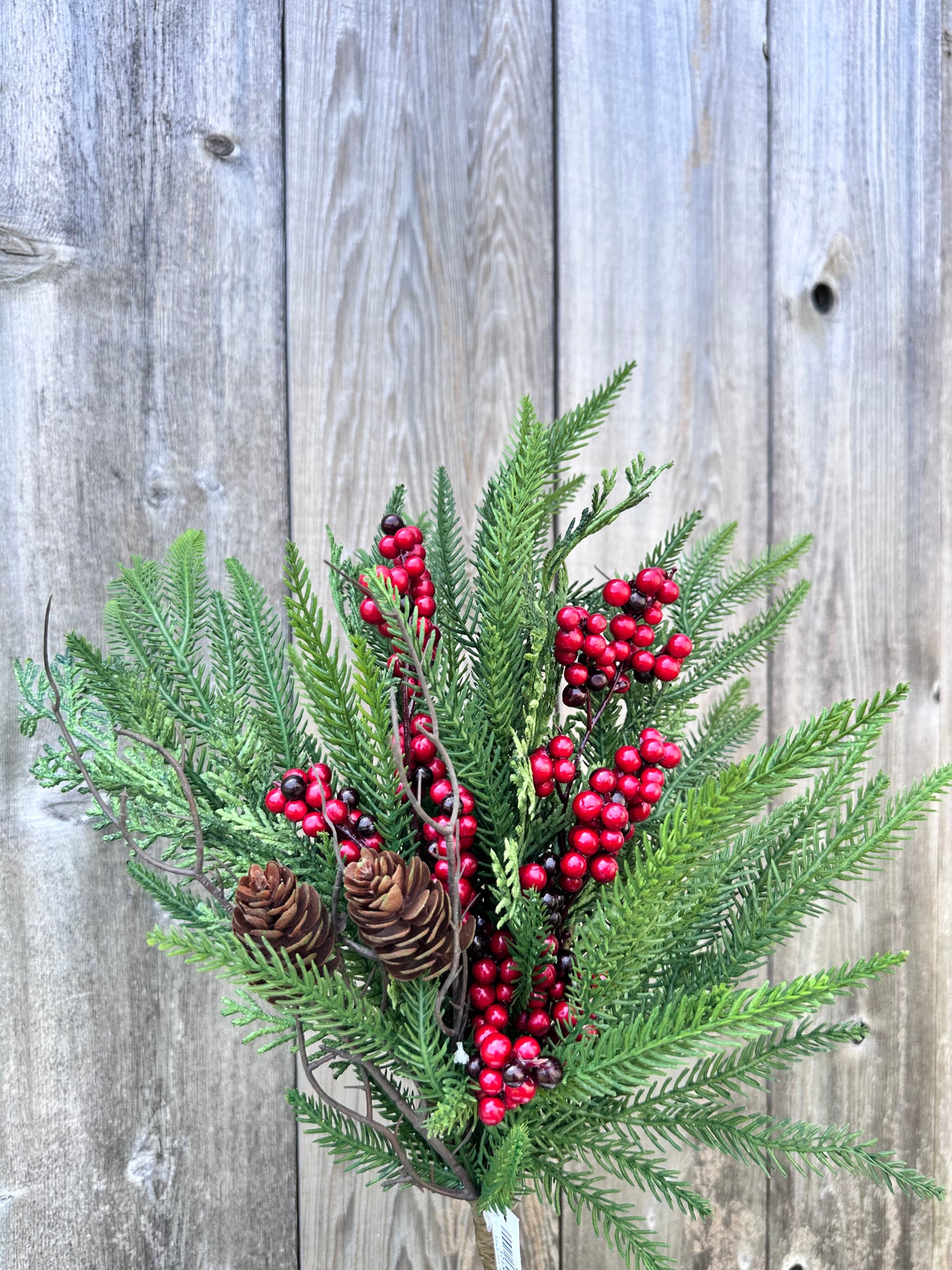 20.5 IN PINE BERRY CONE BUSH 32183
