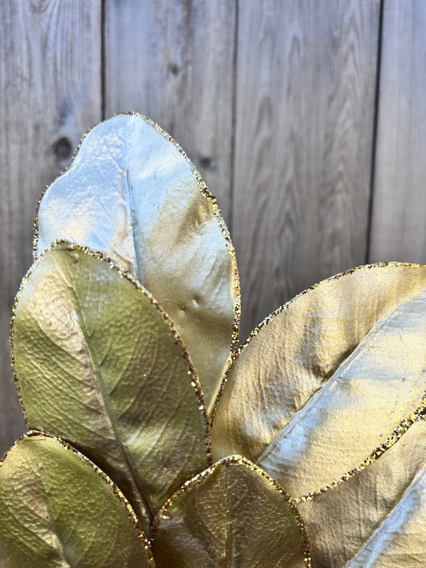 MAGNOLIA LEAF SPRAY 85103-GOLD