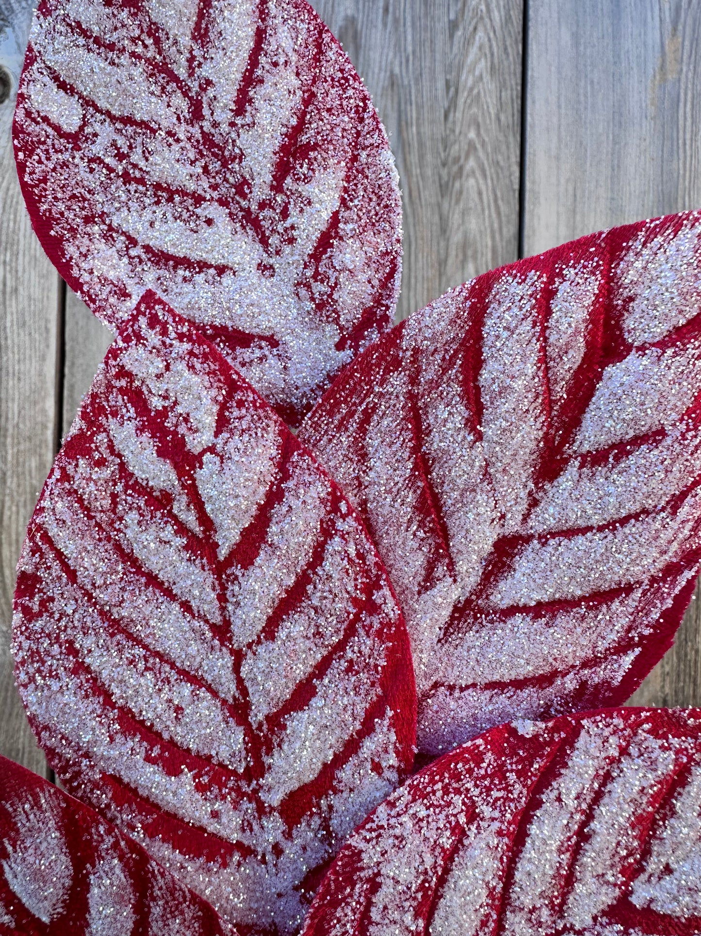 FROZEN CHRISTMAS MAGNOLIA LEAF SPRAY-RED DC22563RD