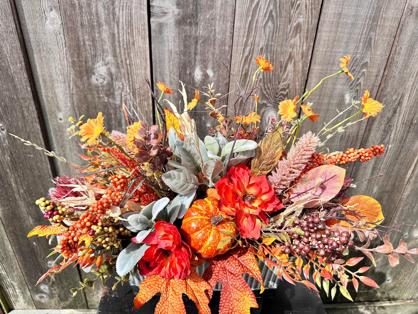 FALL FOILAGE CENTERPIECE