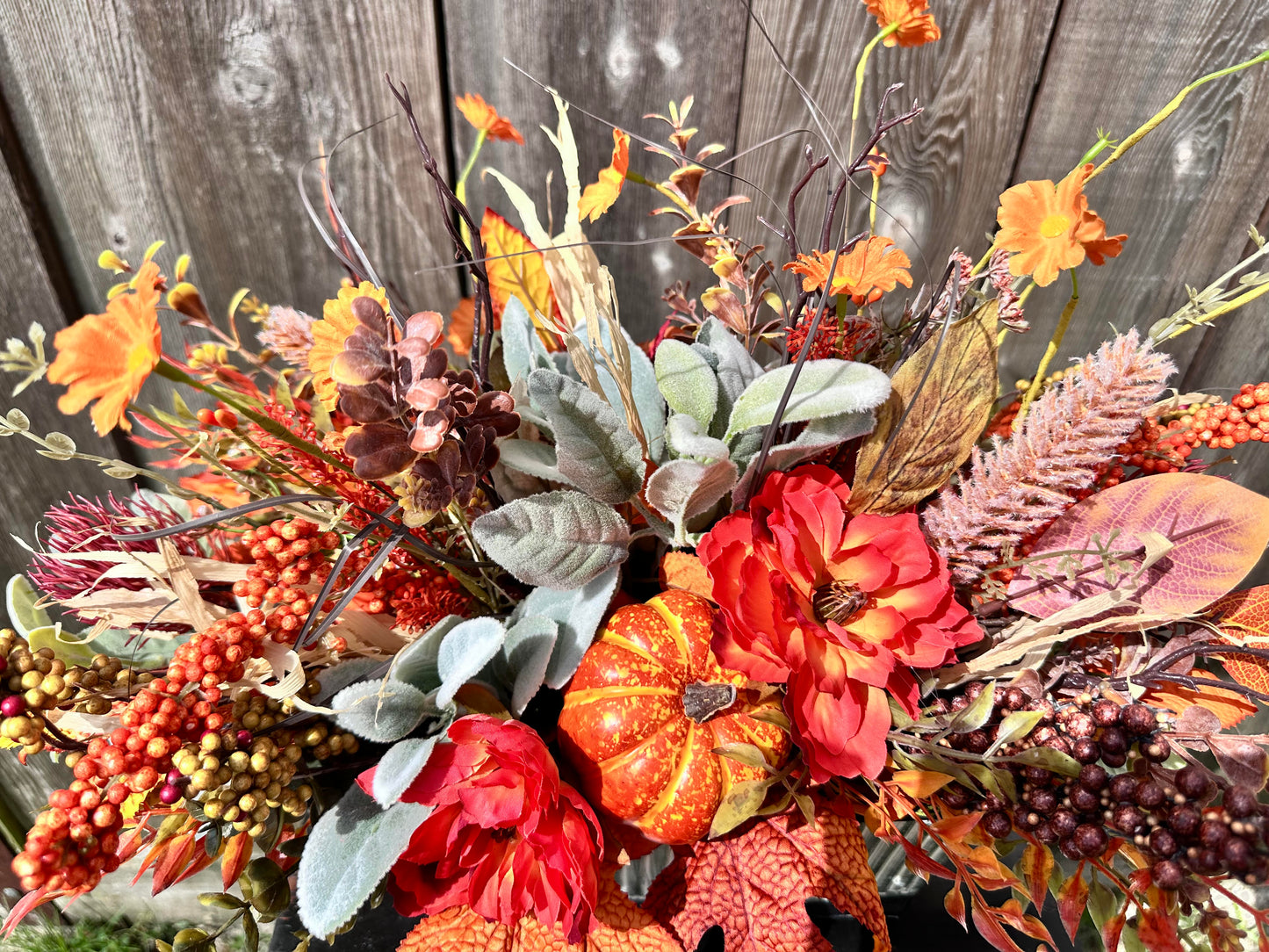 FALL FOILAGE CENTERPIECE