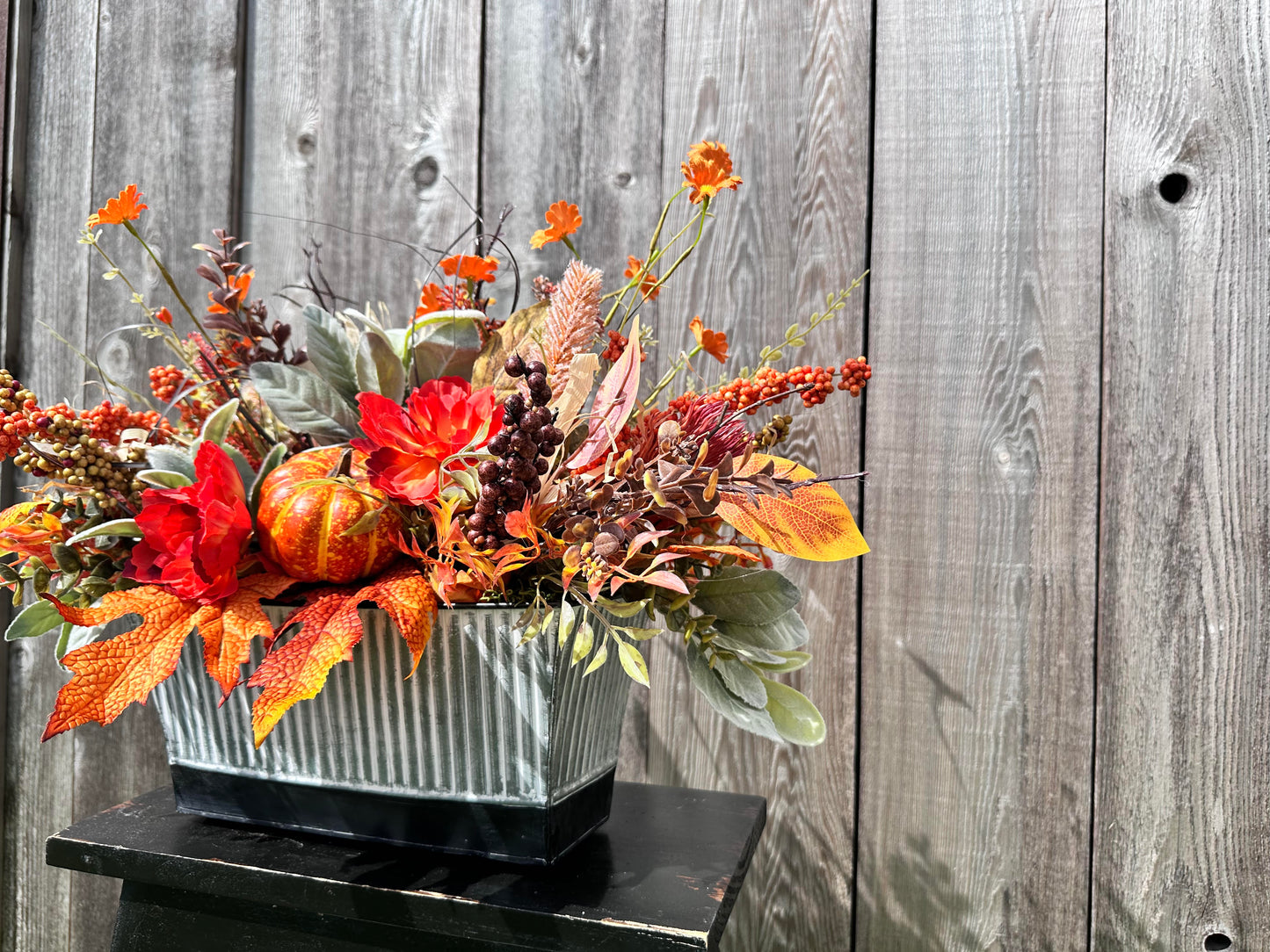 FALL FOILAGE CENTERPIECE