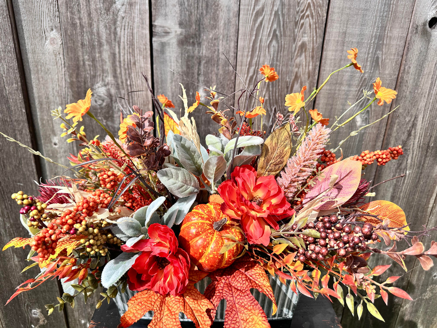 FALL FOILAGE CENTERPIECE