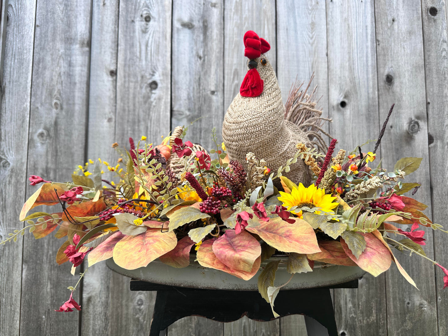 FALL ROOSTER CENTERPIECE