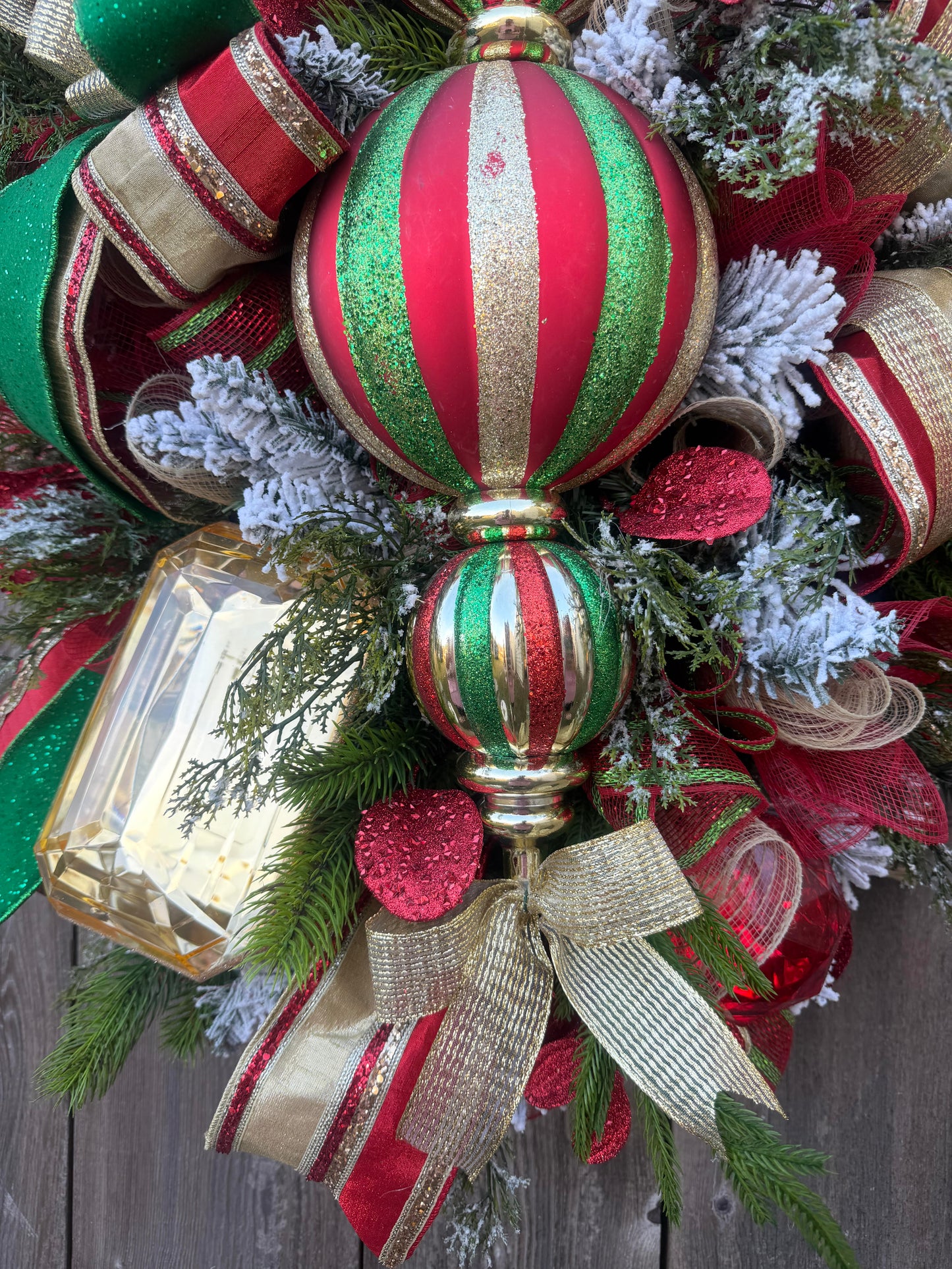 BEJEWLED CHRISTMAS WREATH