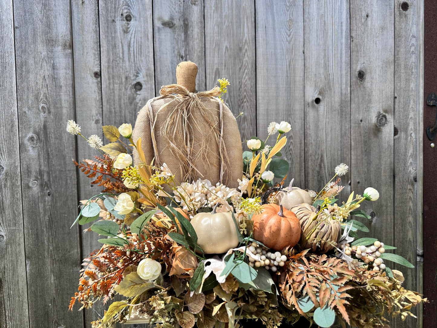BURLAP PUMPKIN CENTERPIECE