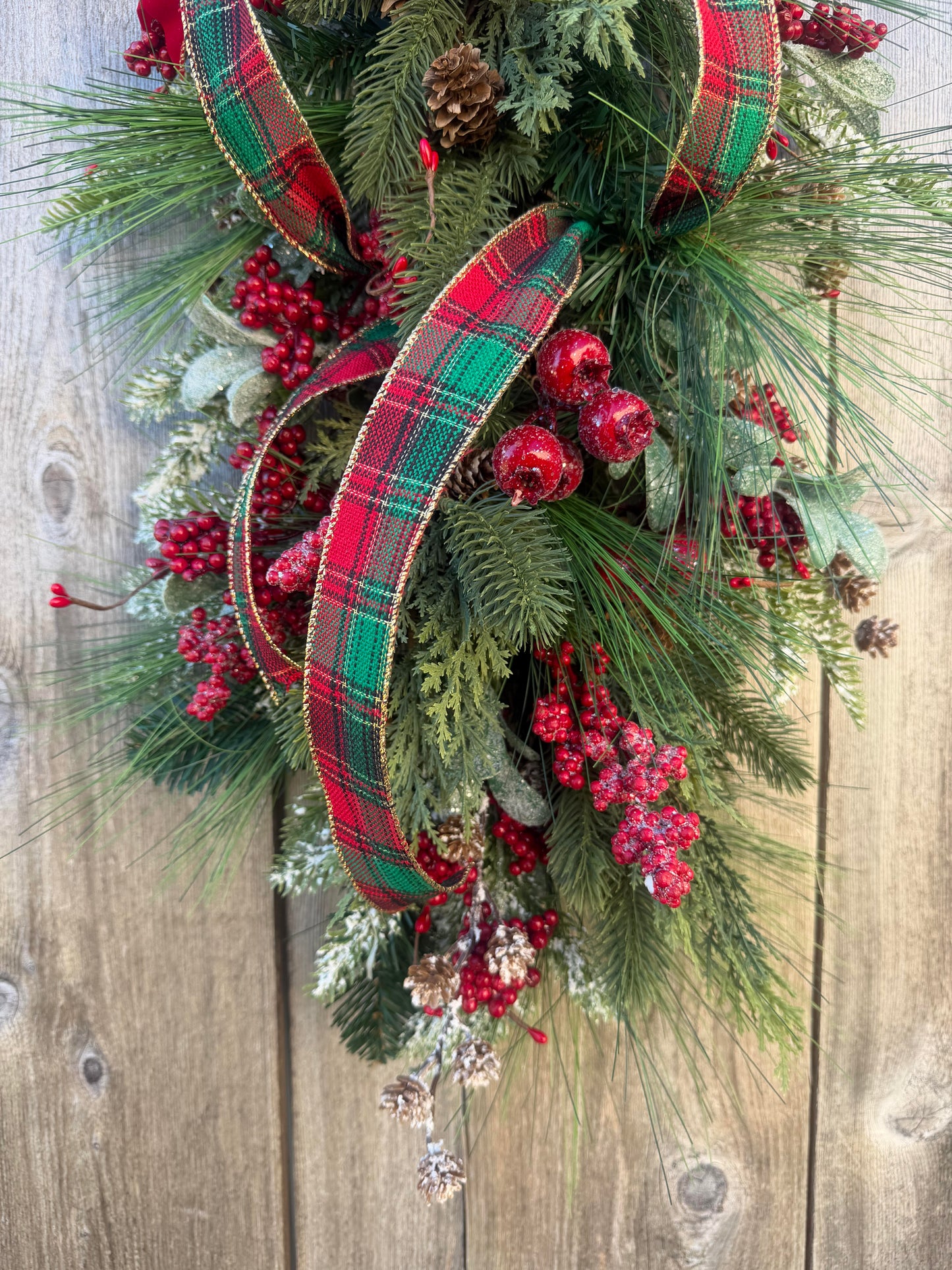 CARDINAL SWAG HANGER