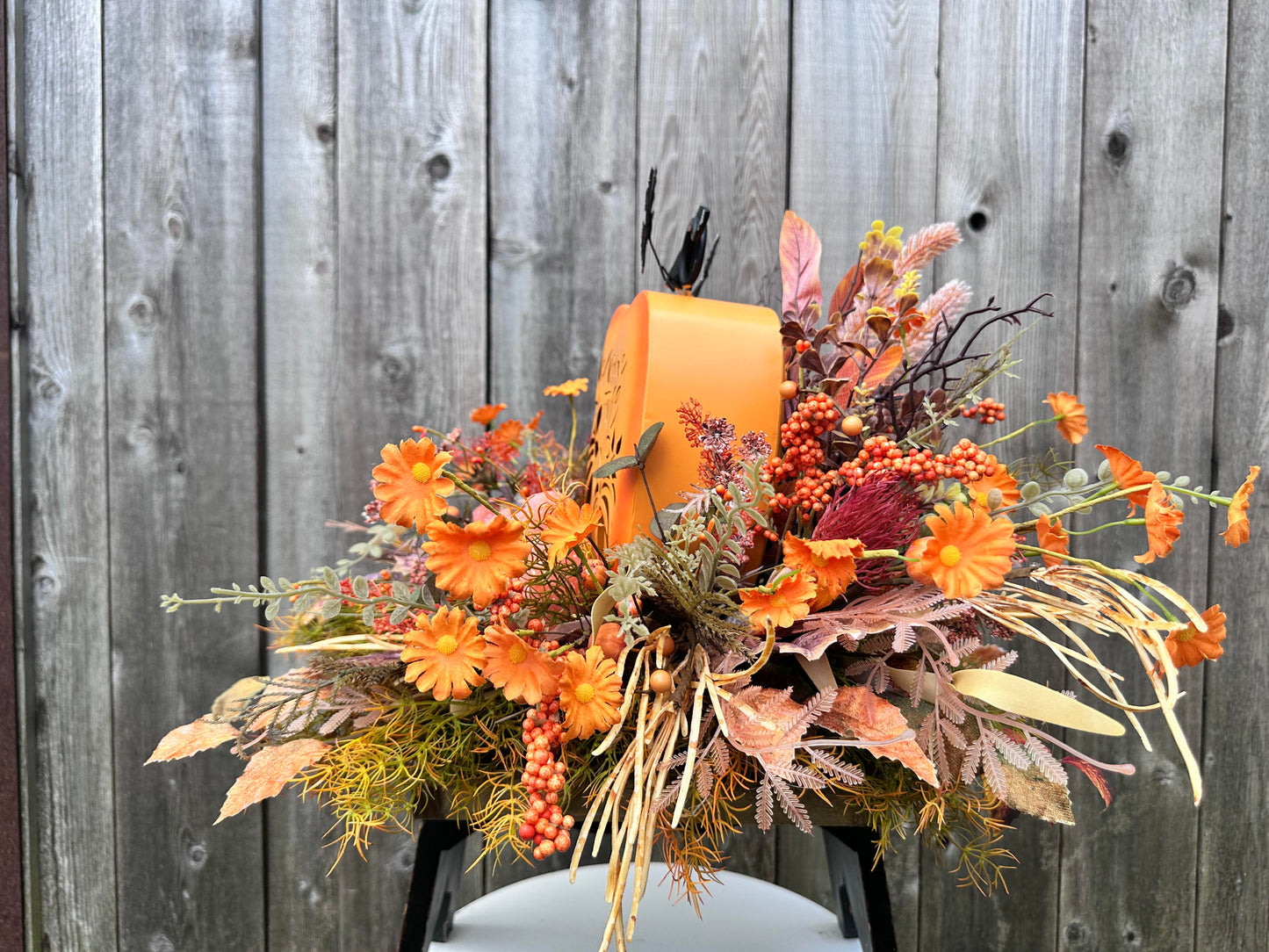 WELCOME FALL CENTERPIECE