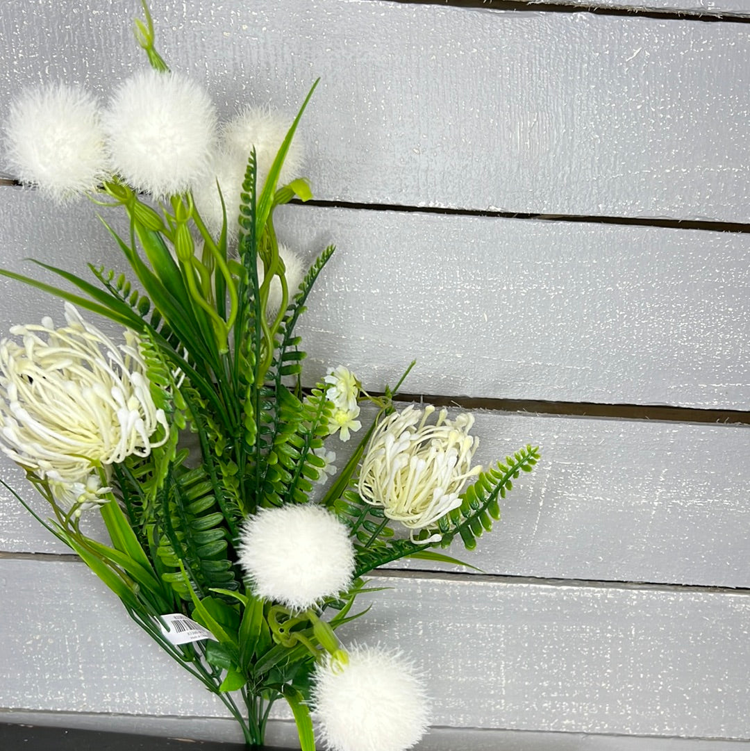 MIXED MUM POM BUSH 83360-WT