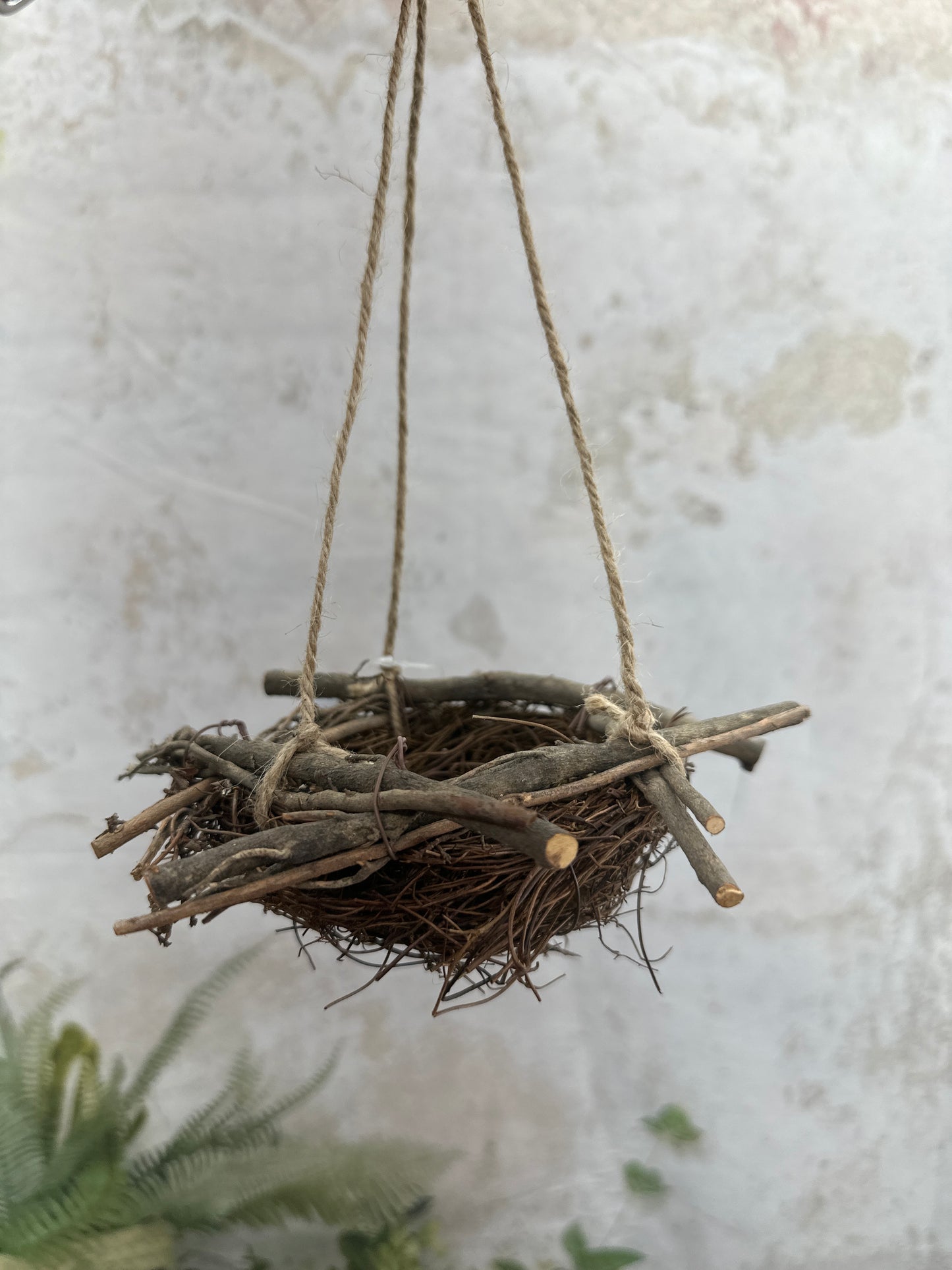 Hanging Twig Nest   T5238