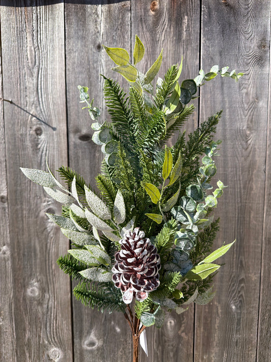 34 IN PLASTIC LVS PINE PINECONE   85769