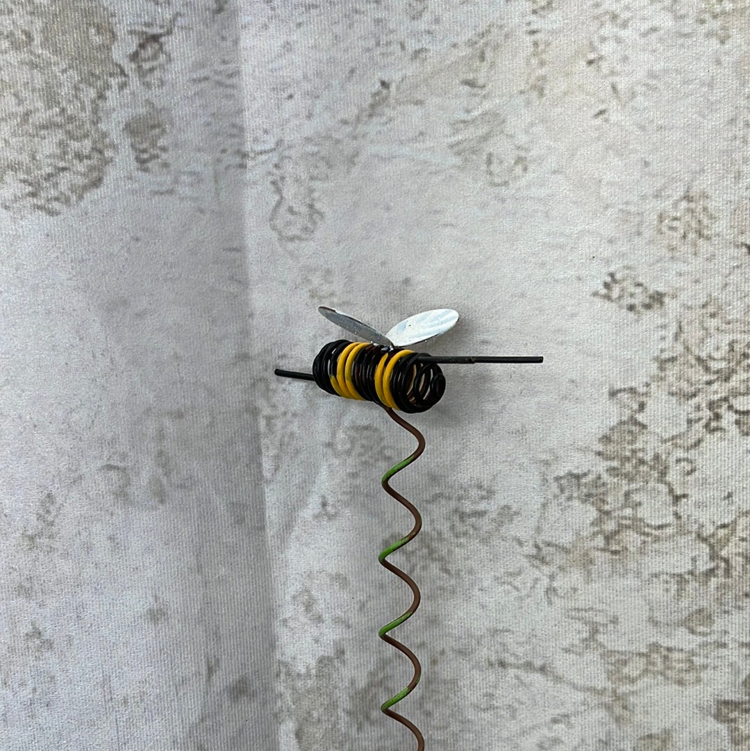 Bumble Bee Stake  S9041