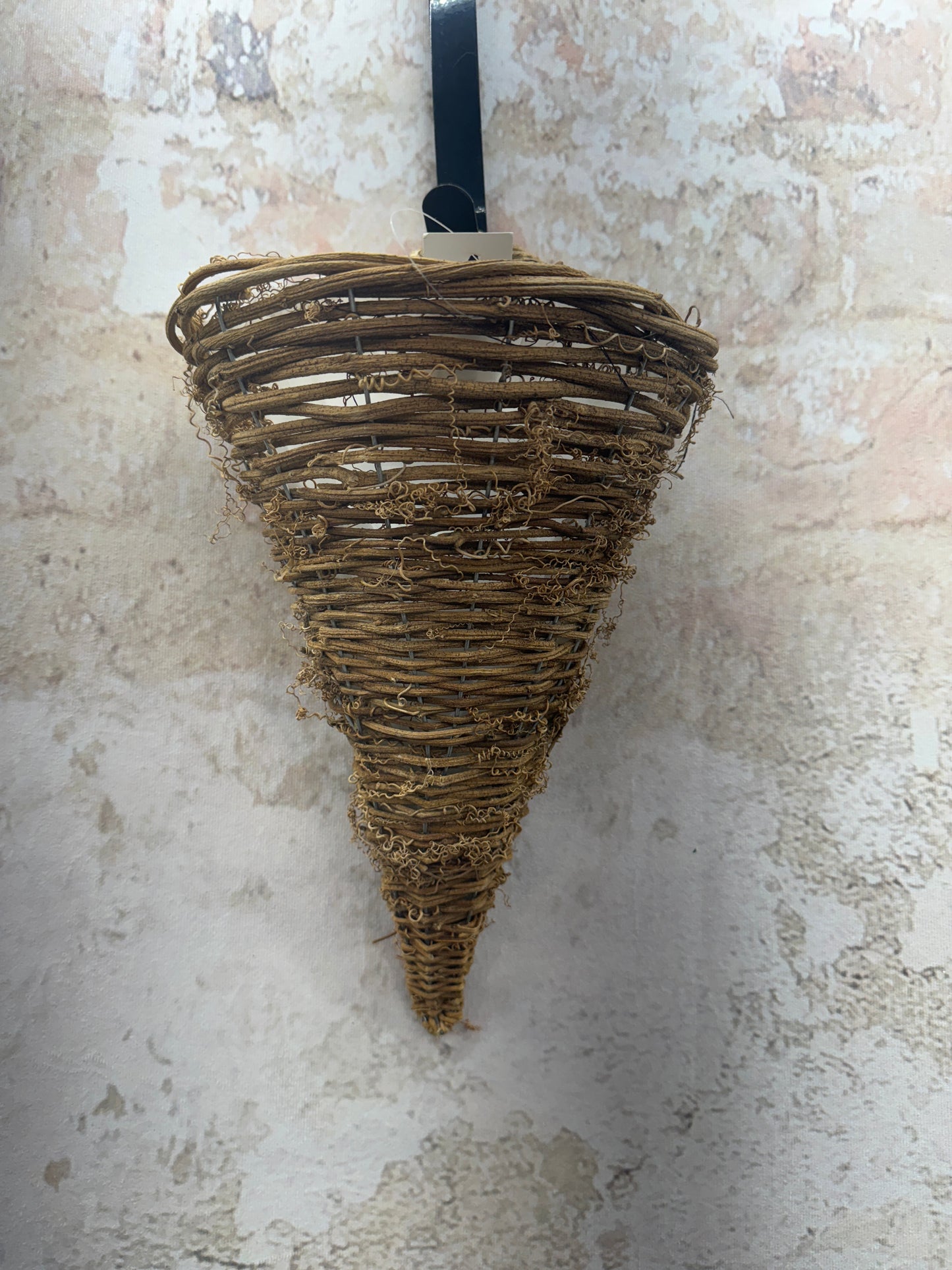 Vine Wall Vase   SA17529