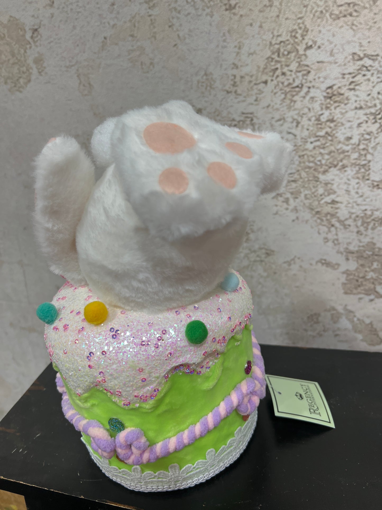 STYRO FURRY BUNNY BUTTOM IN CAKE   MT26007-LIME GREEN