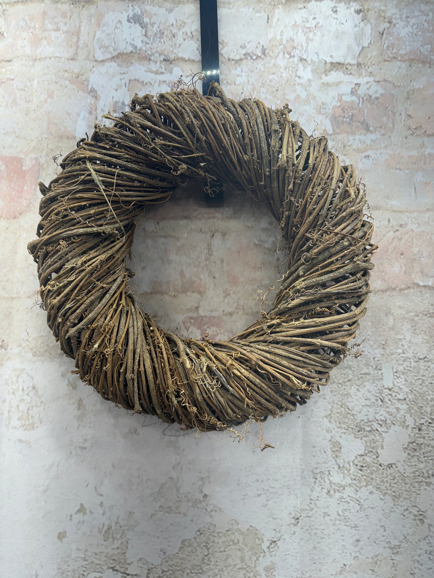 Vine Wraped Wreath  SA17526