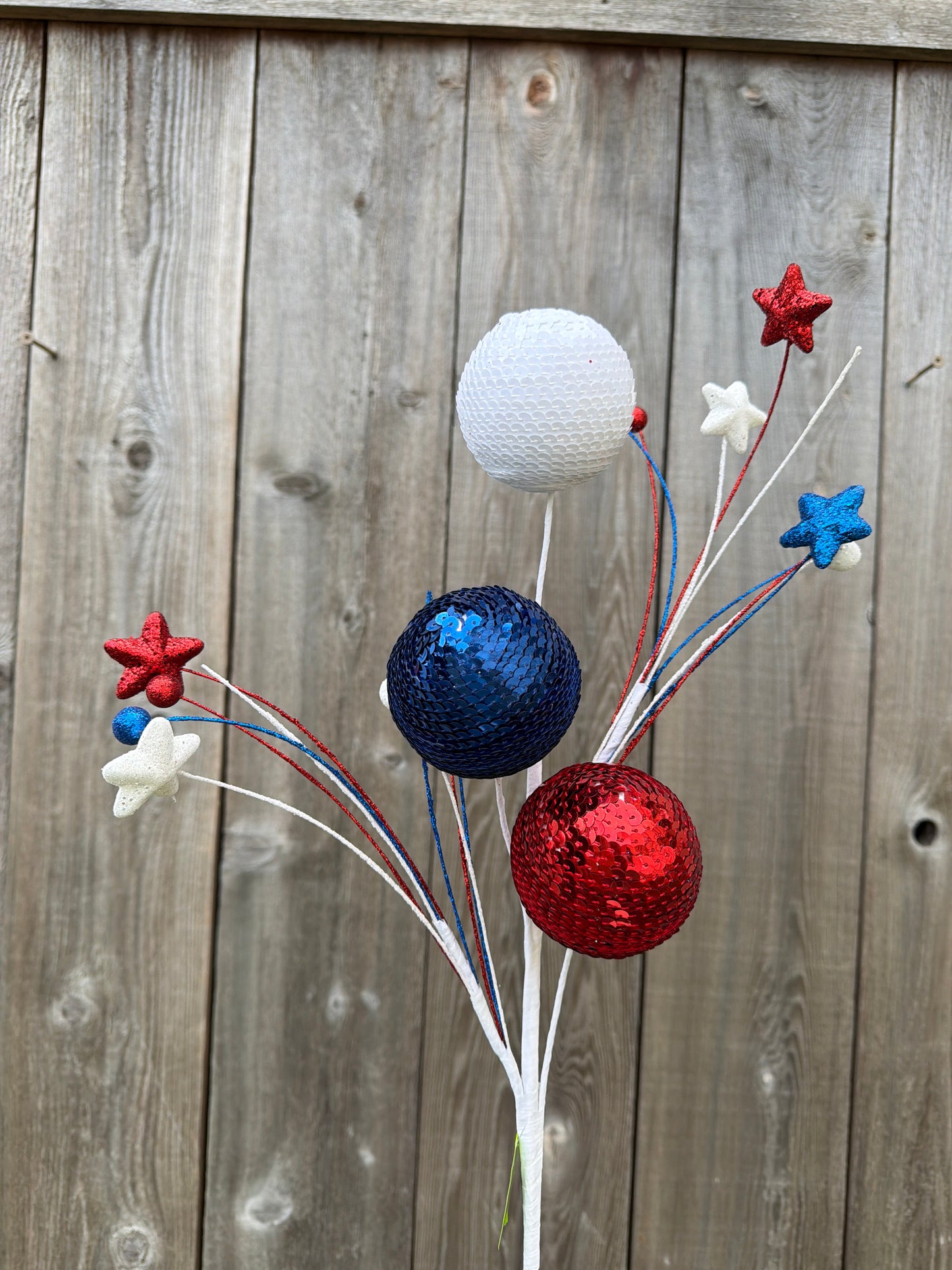 Sequin Ball Spray      74229RWB