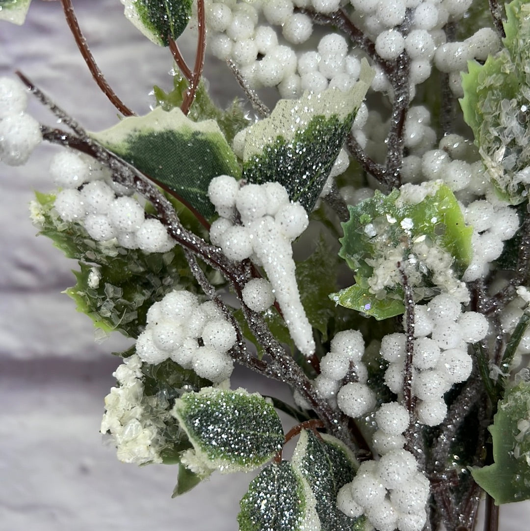 Frosted Berry Holly Leaf Spray  MTX67364