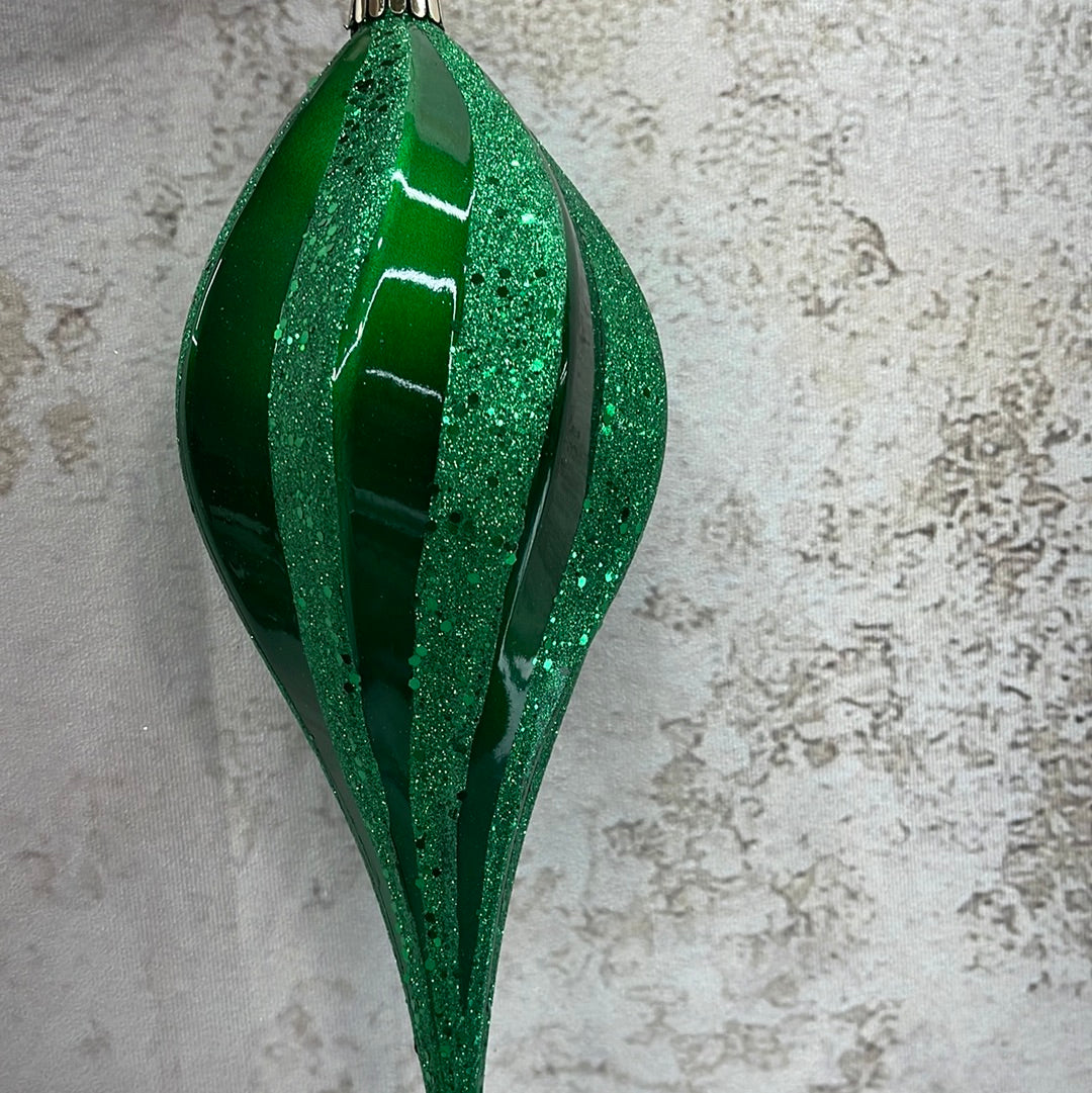 Green Candy Glitter Swirl Drop  M132604