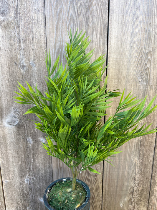 PLASTIC LVS BUSH   84102