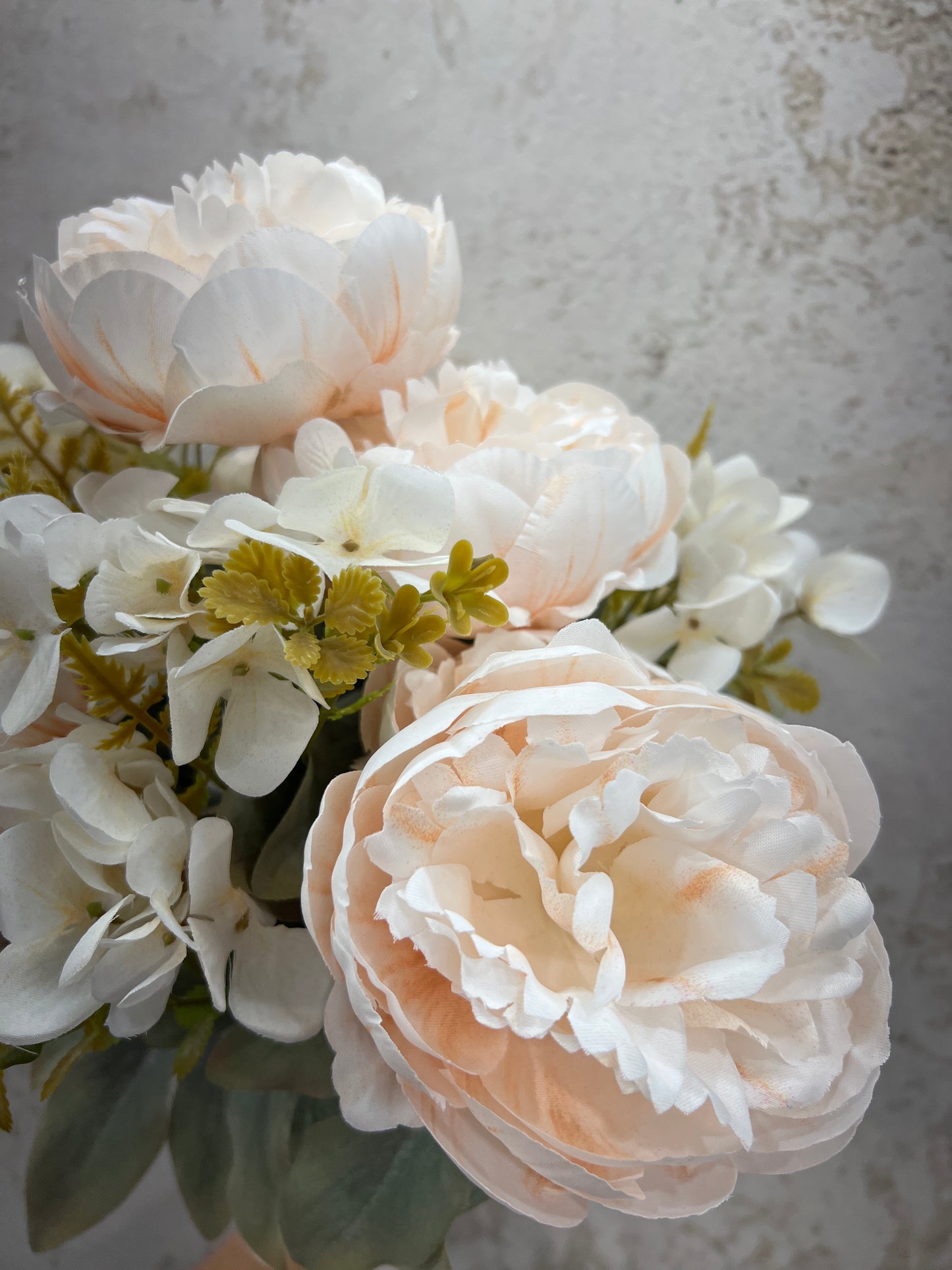 PEONY HYDRANGEA BUSH   84567-IVORY