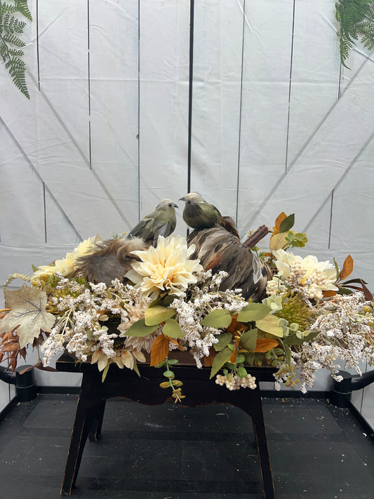 WOODSY FALL CENTERPIECE